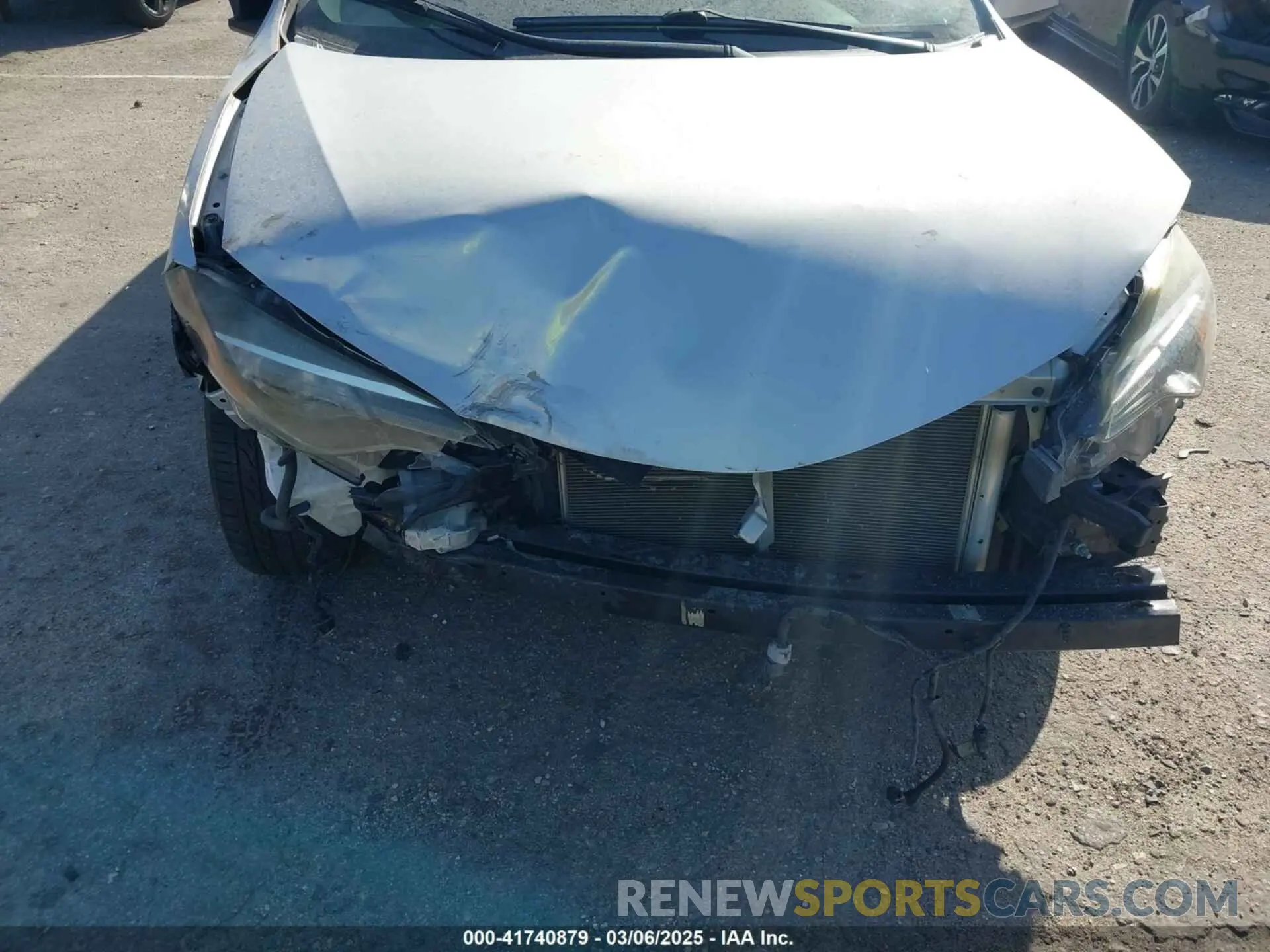 6 Photograph of a damaged car 2T1BURHE6KC209026 TOYOTA COROLLA 2019