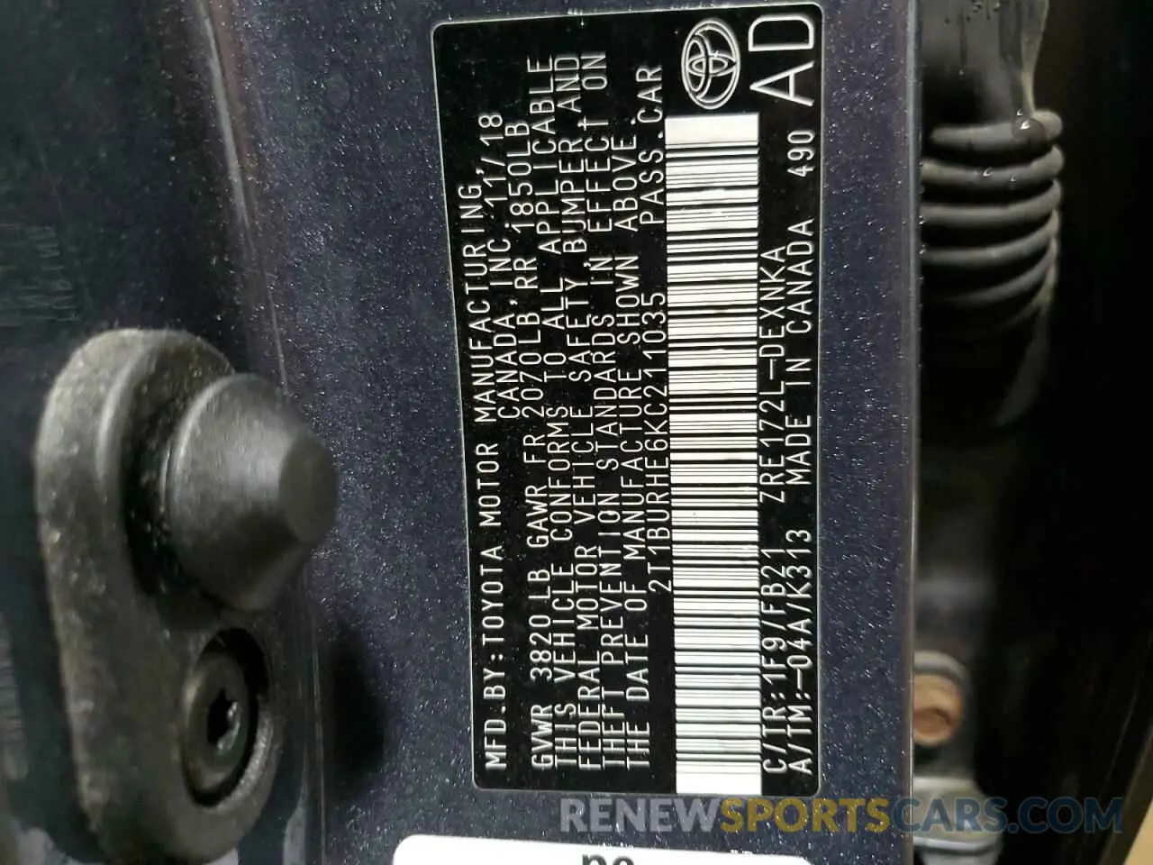 12 Photograph of a damaged car 2T1BURHE6KC211035 TOYOTA COROLLA 2019