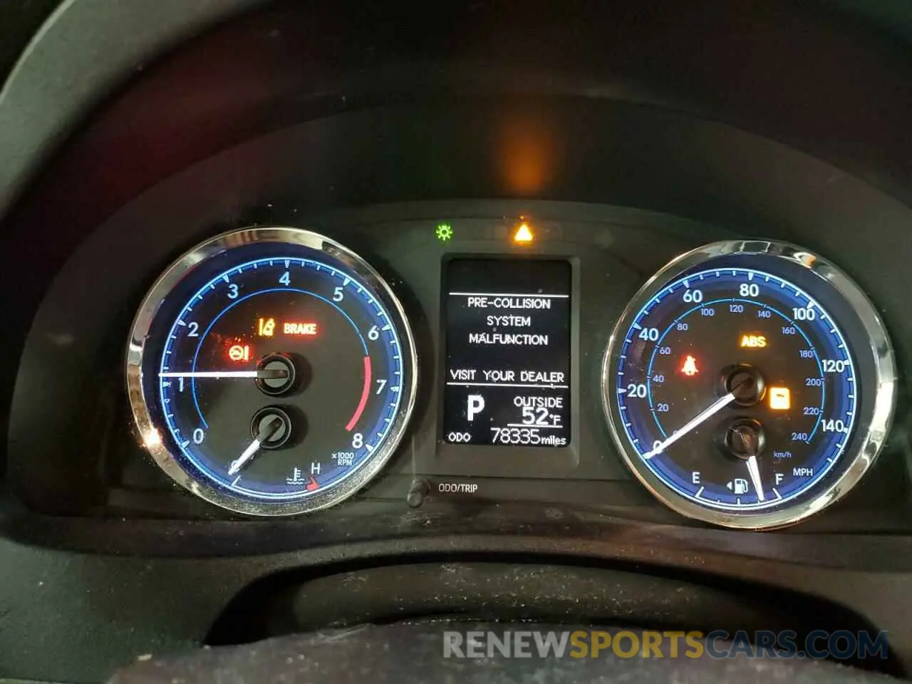 9 Photograph of a damaged car 2T1BURHE6KC211035 TOYOTA COROLLA 2019