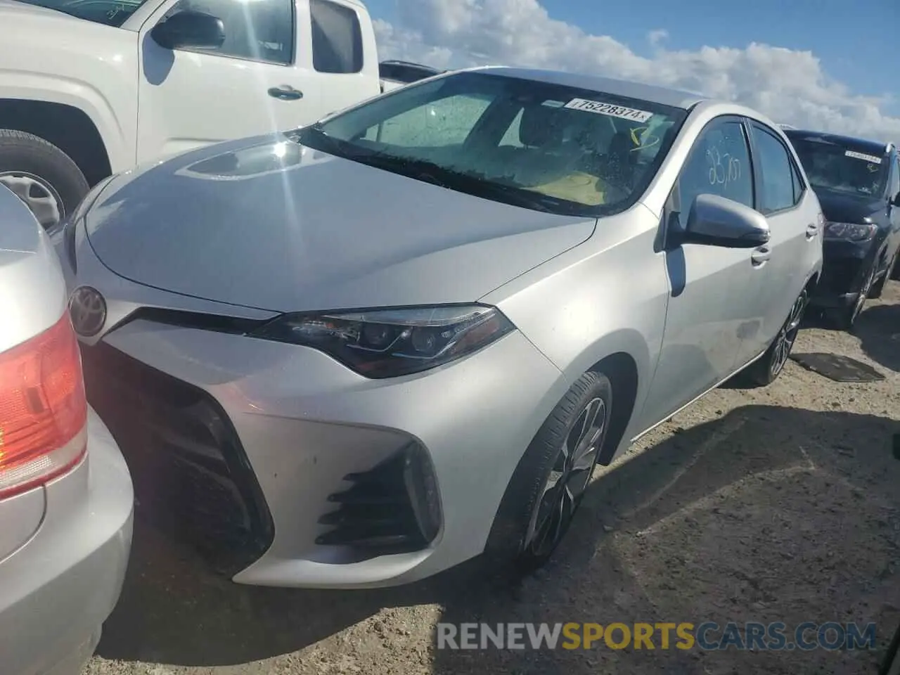 1 Photograph of a damaged car 2T1BURHE6KC211052 TOYOTA COROLLA 2019