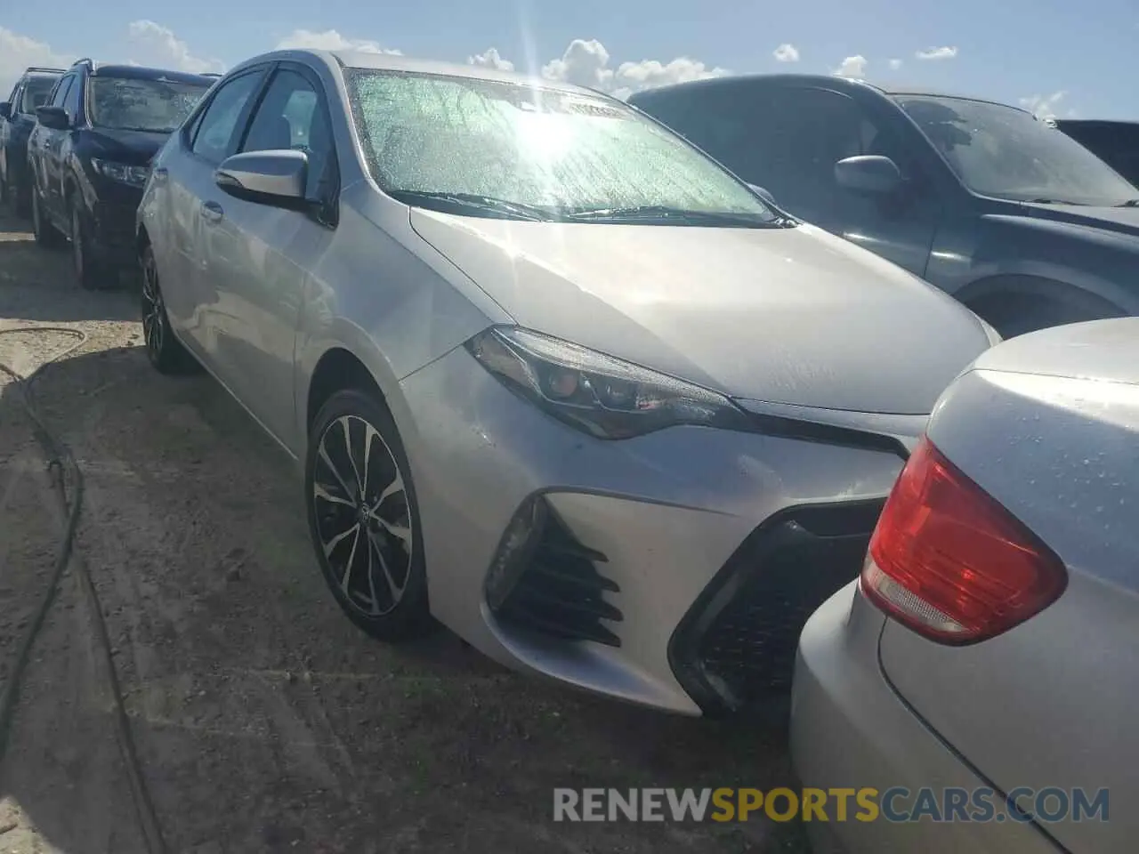 5 Photograph of a damaged car 2T1BURHE6KC211052 TOYOTA COROLLA 2019