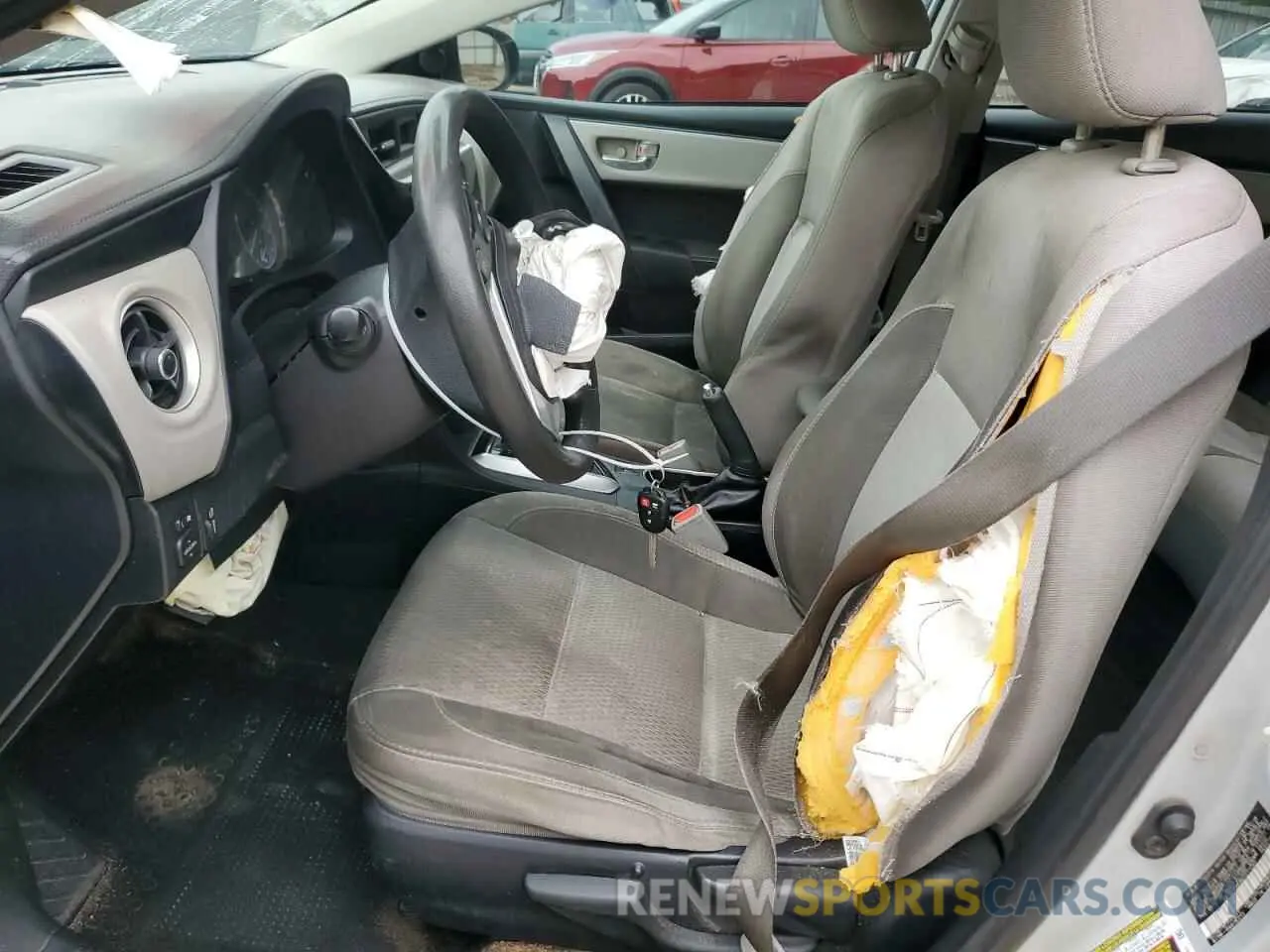 7 Photograph of a damaged car 2T1BURHE6KC211293 TOYOTA COROLLA 2019
