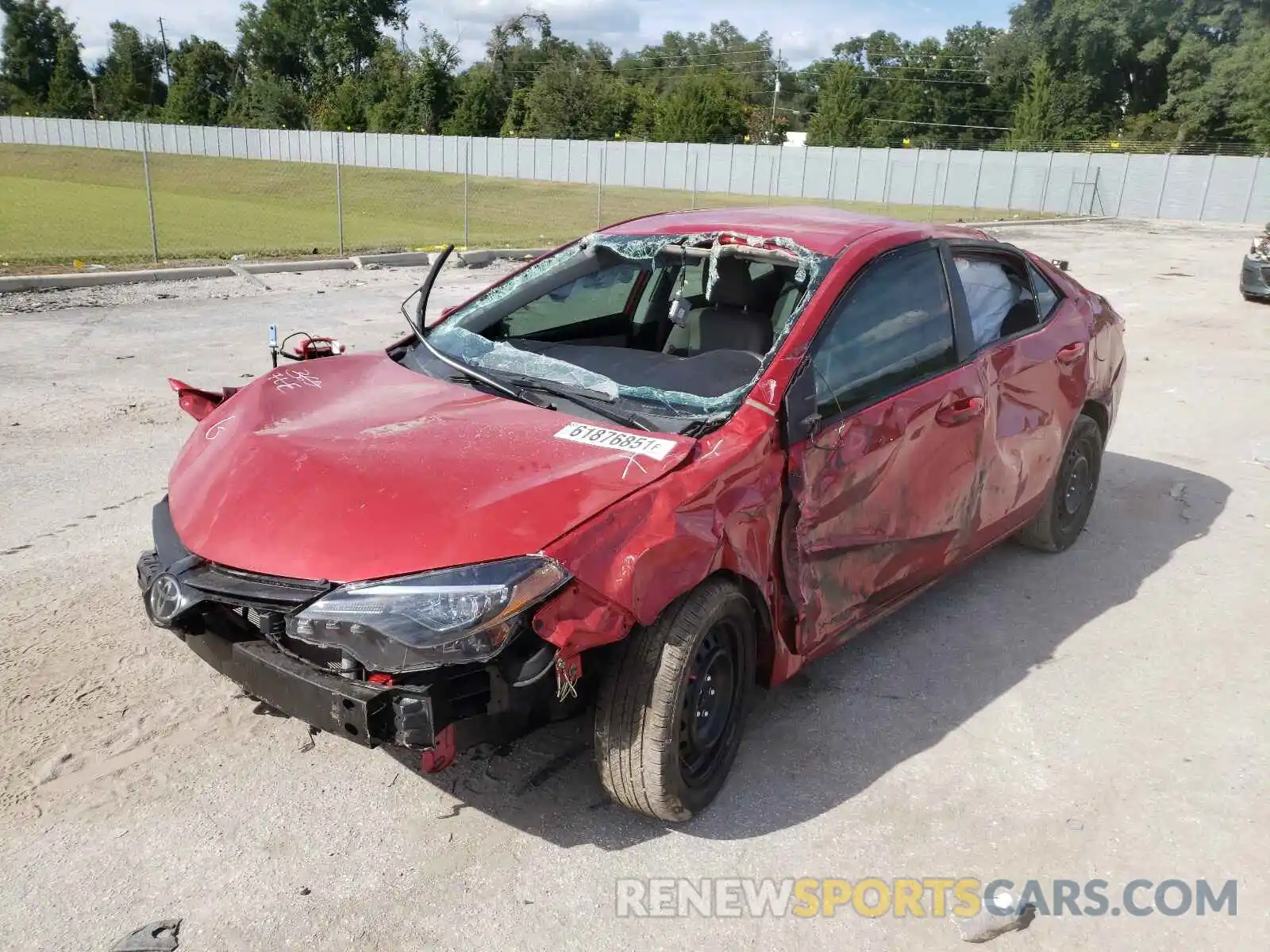 10 Photograph of a damaged car 2T1BURHE6KC212928 TOYOTA COROLLA 2019