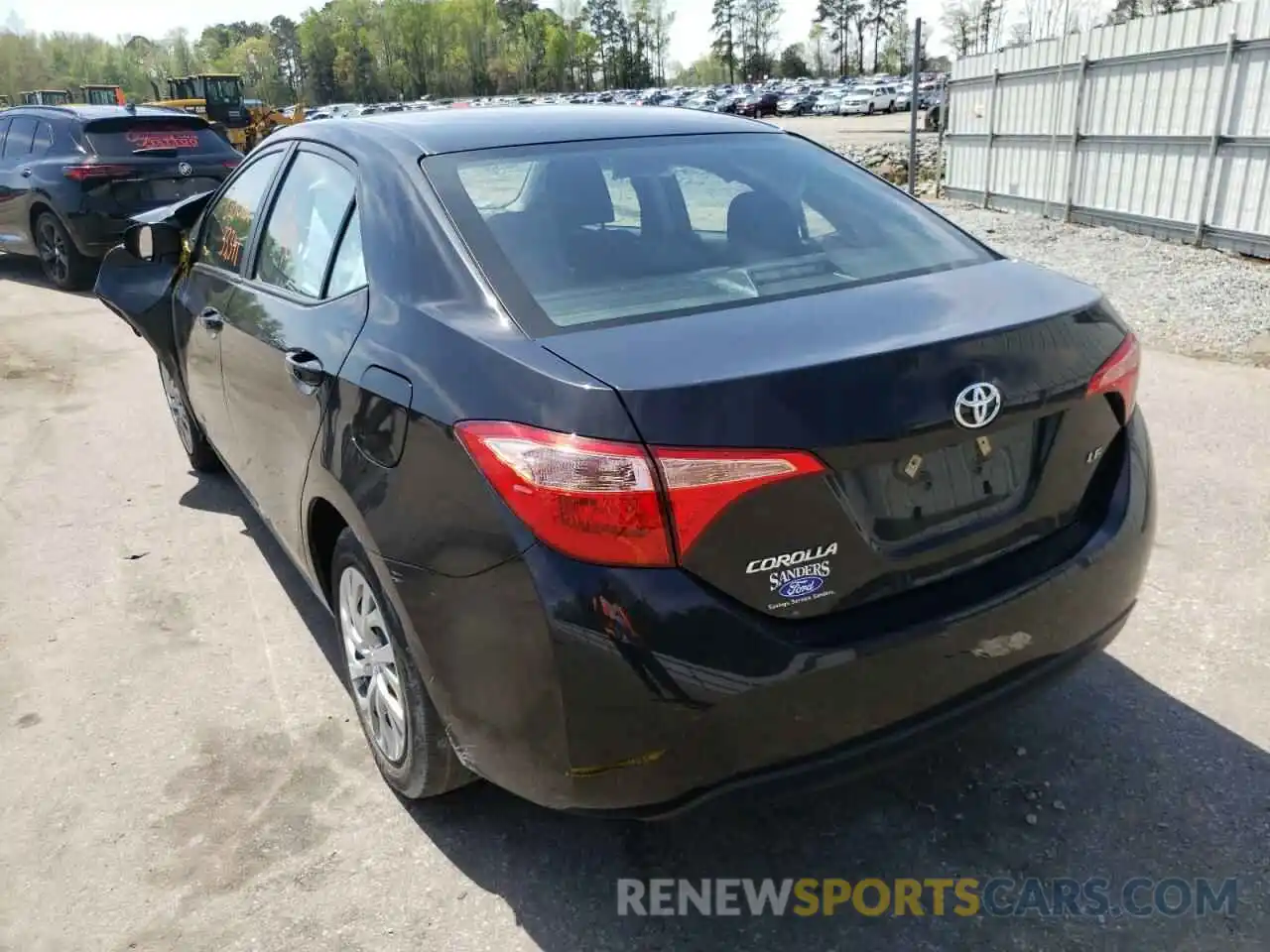 3 Photograph of a damaged car 2T1BURHE6KC220821 TOYOTA COROLLA 2019