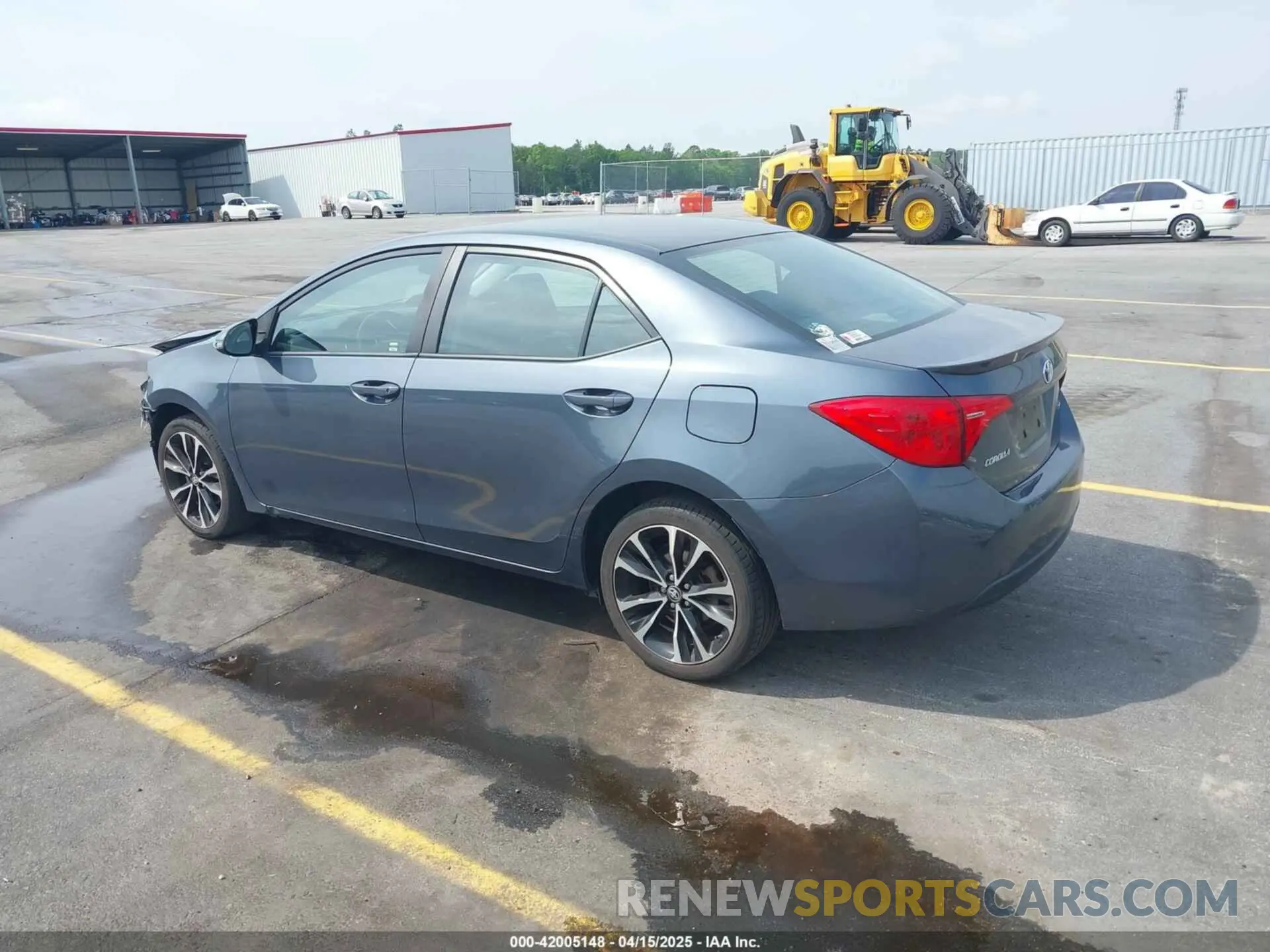 3 Photograph of a damaged car 2T1BURHE6KC223220 TOYOTA COROLLA 2019