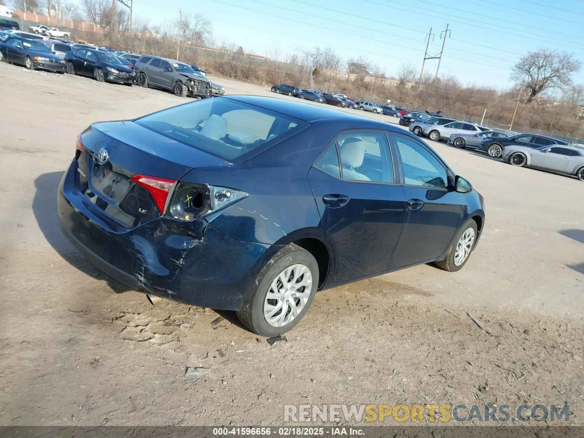 4 Photograph of a damaged car 2T1BURHE6KC228546 TOYOTA COROLLA 2019