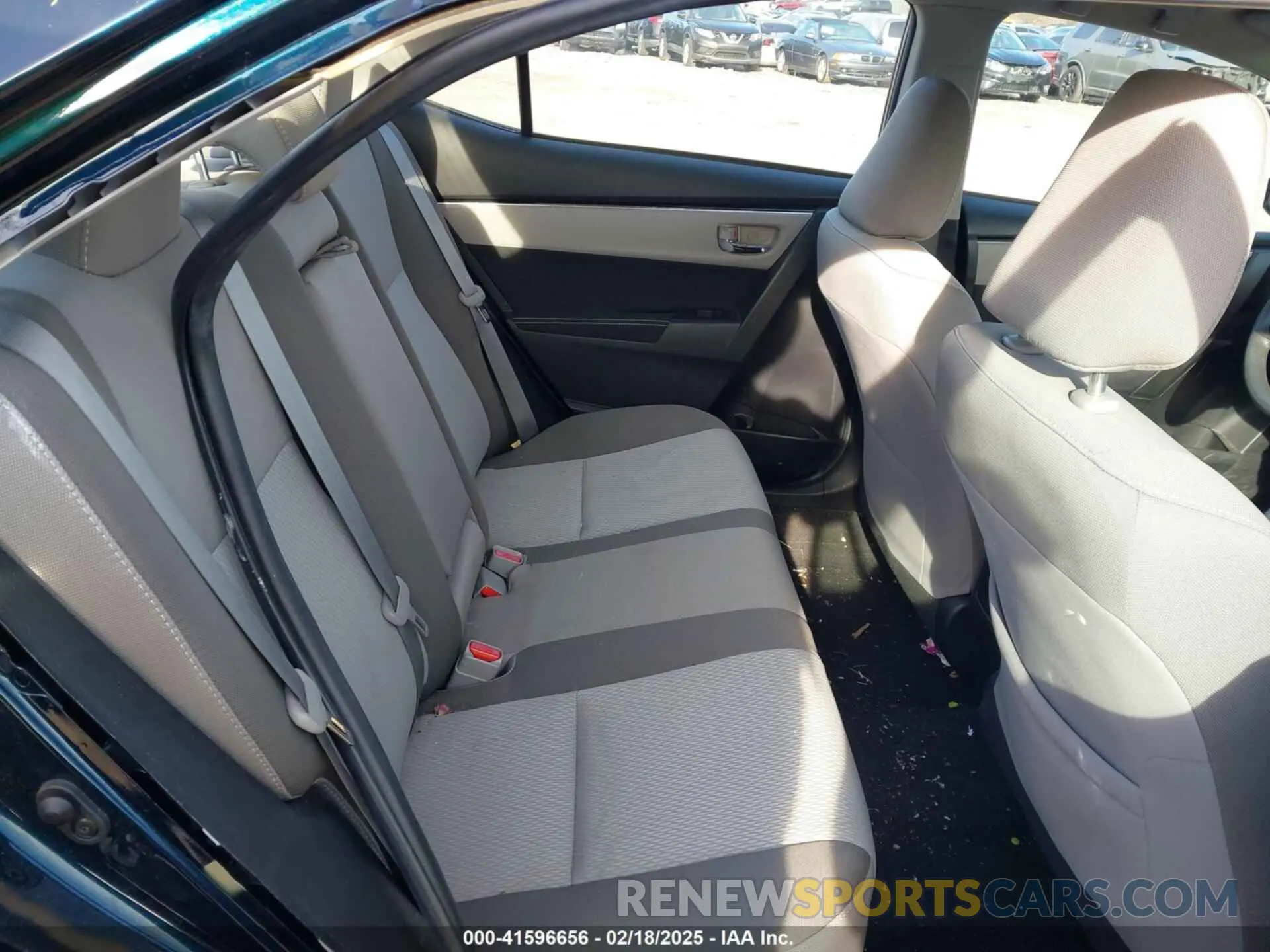 8 Photograph of a damaged car 2T1BURHE6KC228546 TOYOTA COROLLA 2019