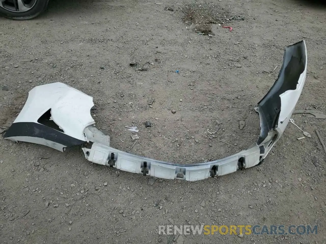 14 Photograph of a damaged car 2T1BURHE6KC231818 TOYOTA COROLLA 2019