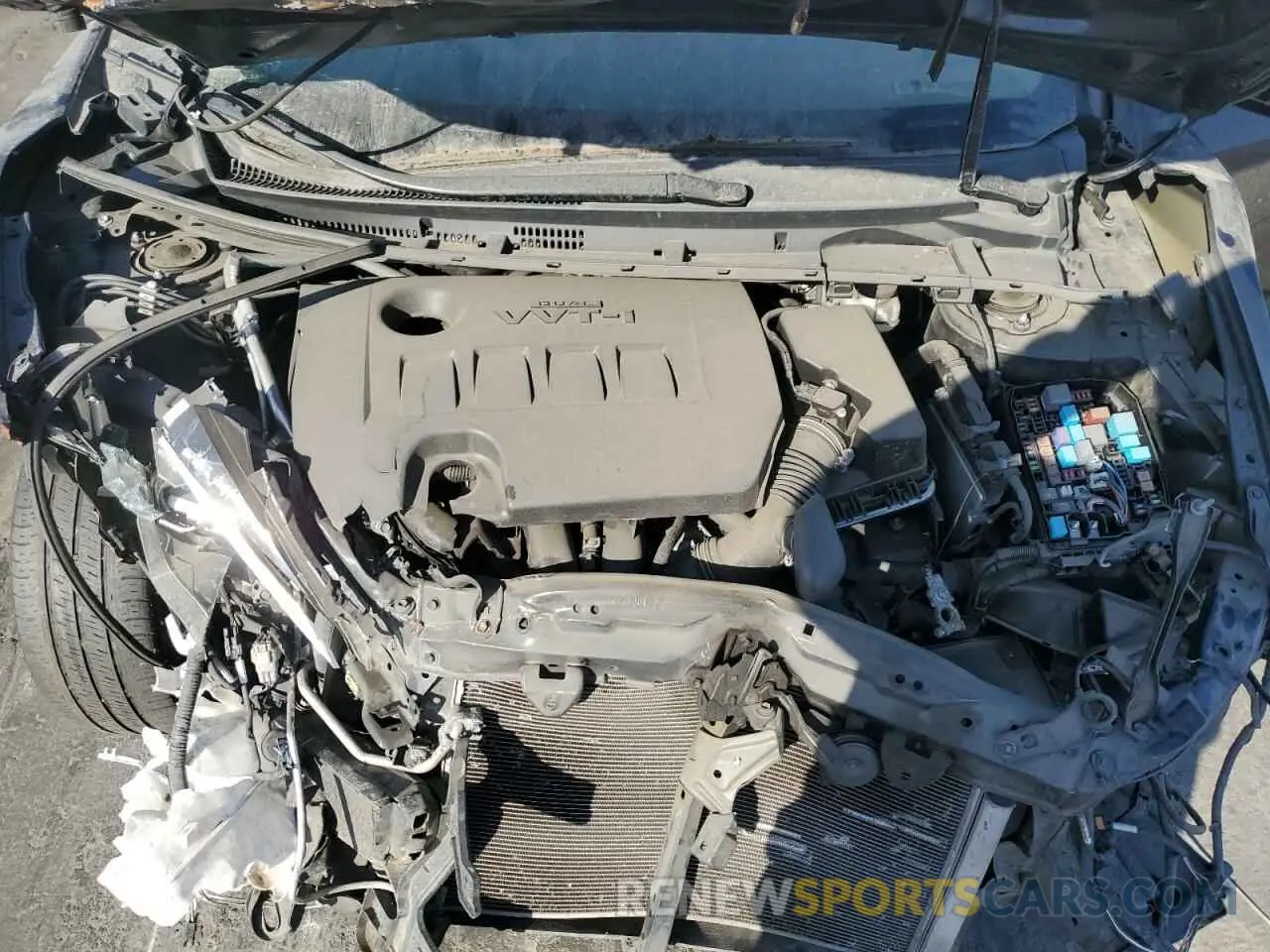 11 Photograph of a damaged car 2T1BURHE6KC231835 TOYOTA COROLLA 2019
