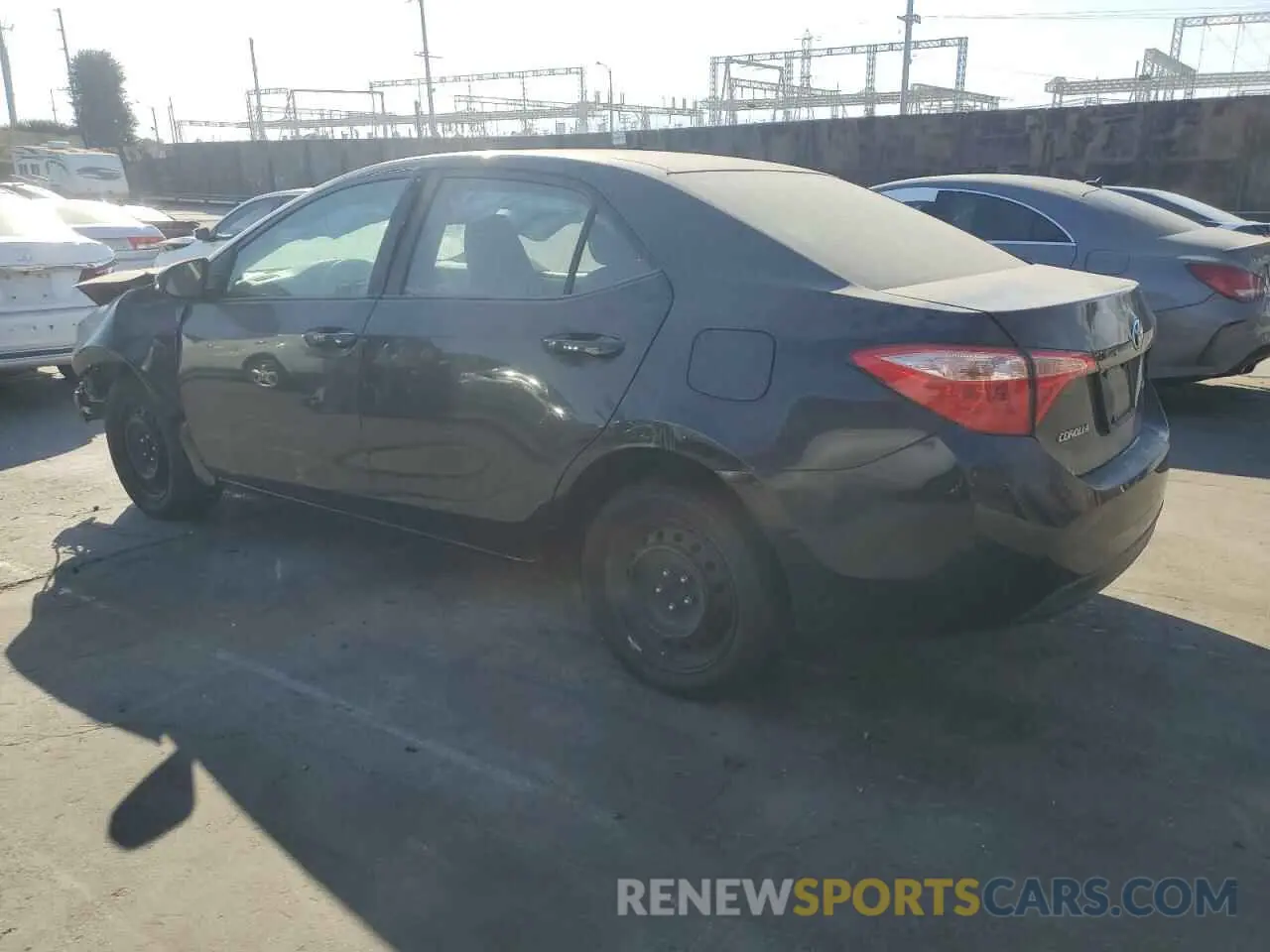 2 Photograph of a damaged car 2T1BURHE6KC231835 TOYOTA COROLLA 2019