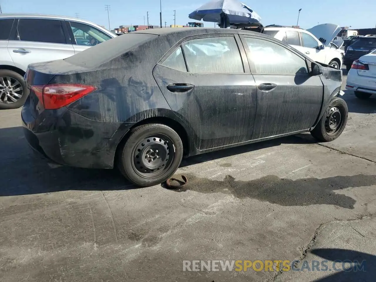 3 Photograph of a damaged car 2T1BURHE6KC231835 TOYOTA COROLLA 2019