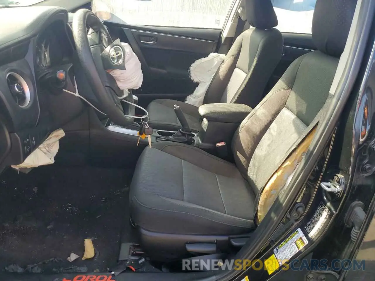 7 Photograph of a damaged car 2T1BURHE6KC231835 TOYOTA COROLLA 2019