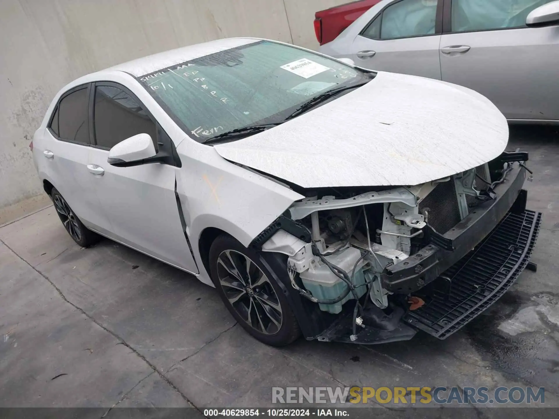 1 Photograph of a damaged car 2T1BURHE6KC234136 TOYOTA COROLLA 2019
