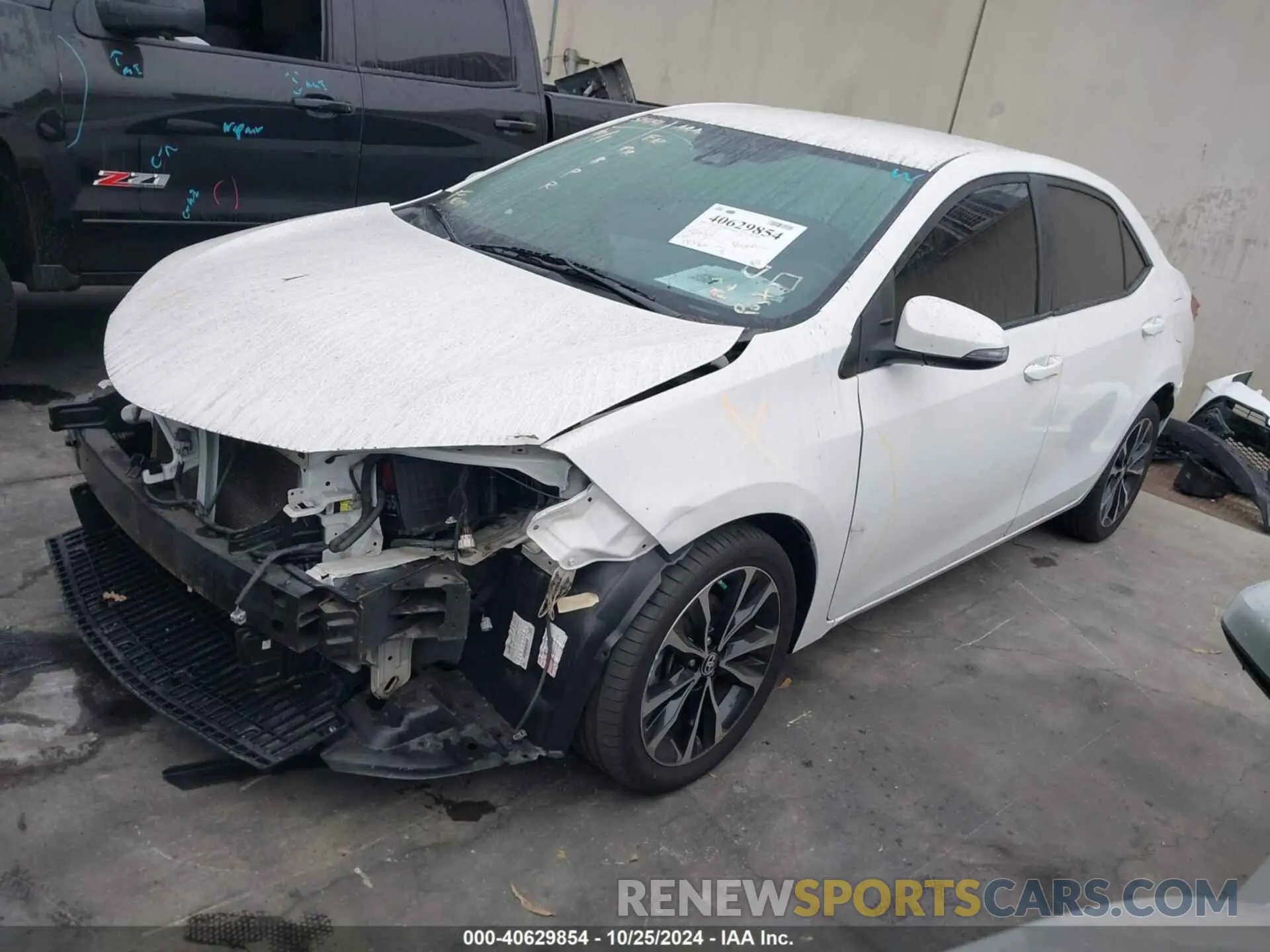 2 Photograph of a damaged car 2T1BURHE6KC234136 TOYOTA COROLLA 2019