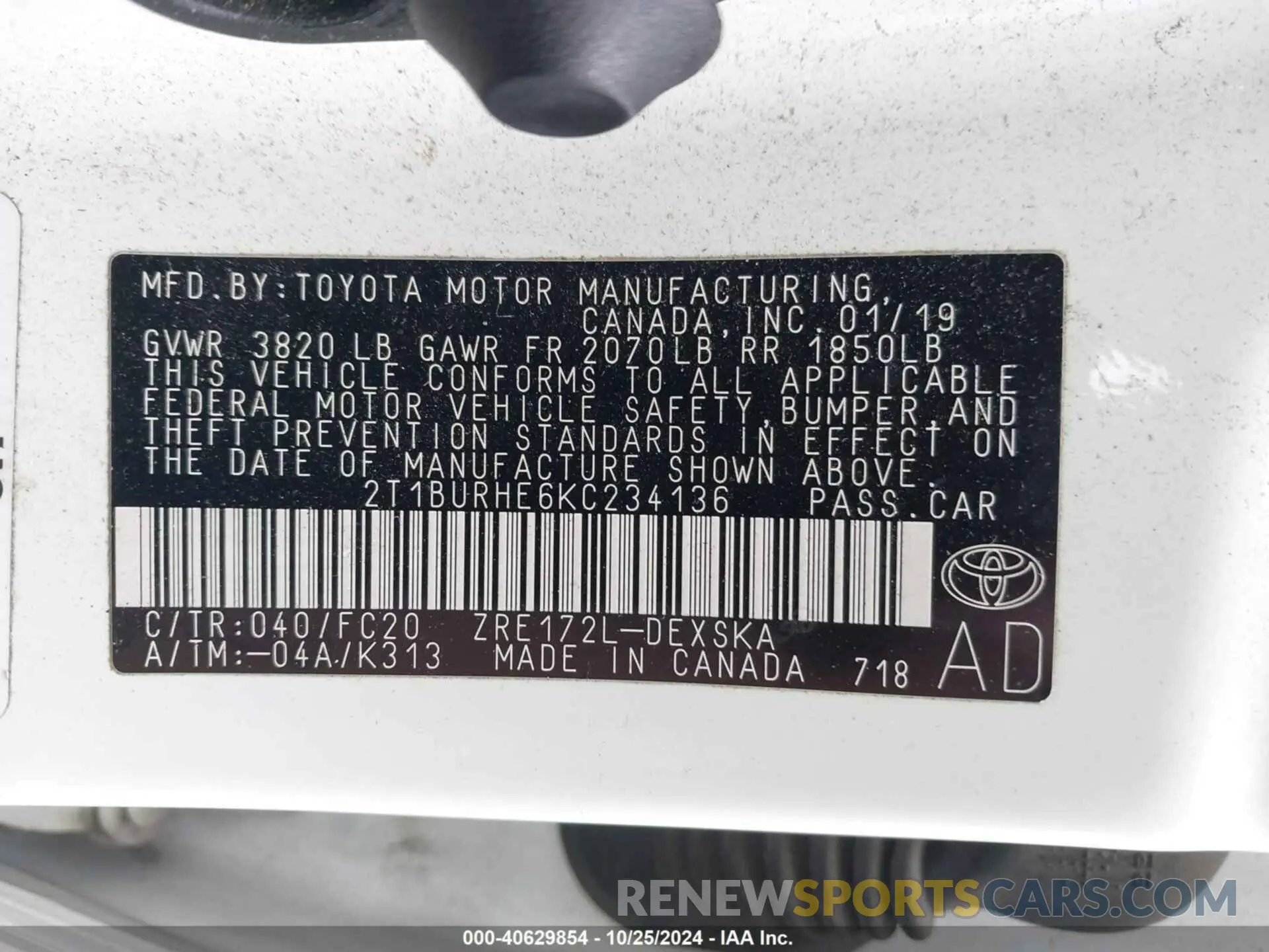 9 Photograph of a damaged car 2T1BURHE6KC234136 TOYOTA COROLLA 2019
