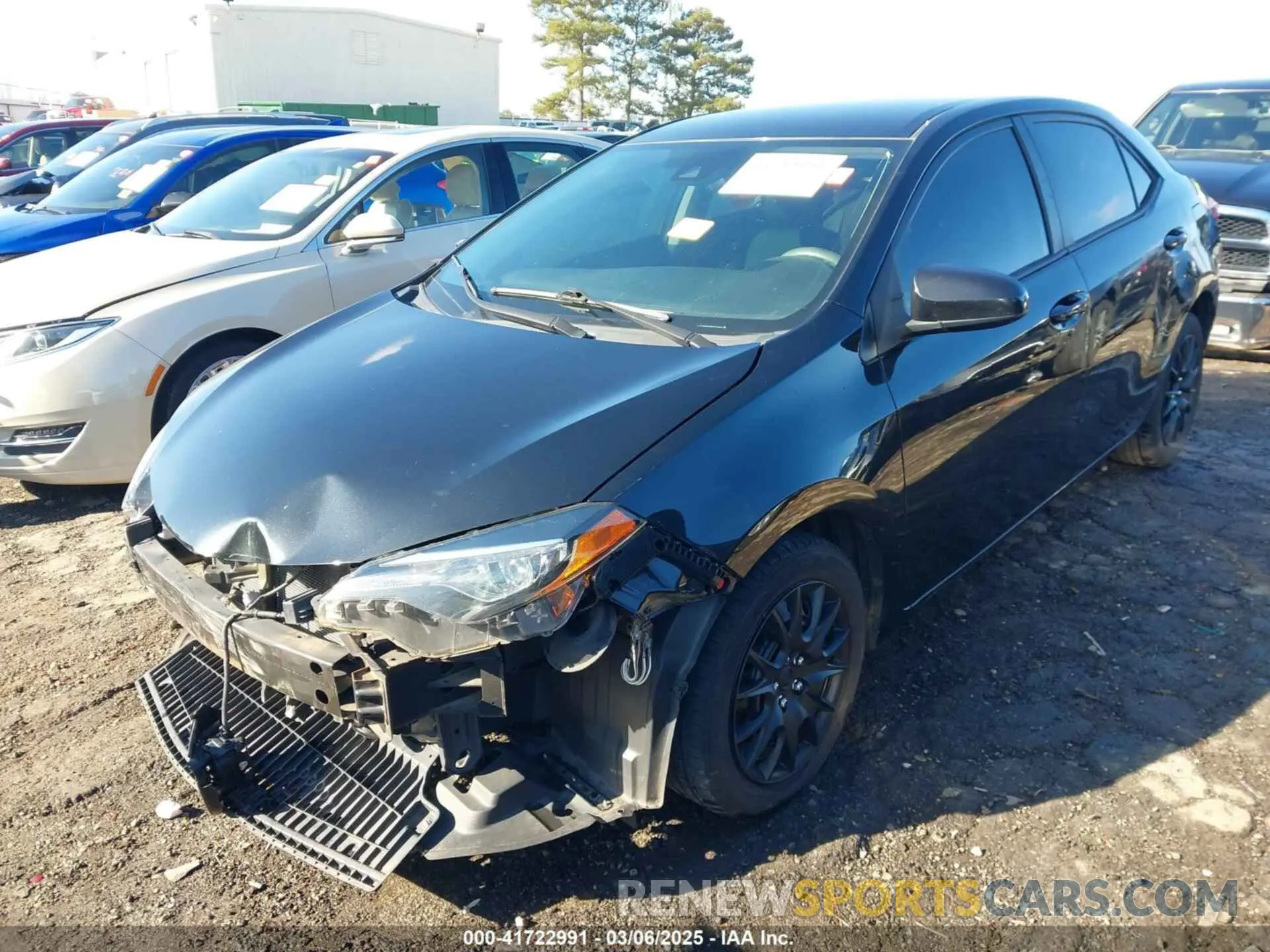 2 Photograph of a damaged car 2T1BURHE6KC235402 TOYOTA COROLLA 2019