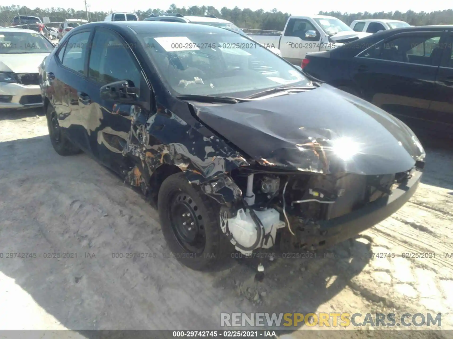 6 Photograph of a damaged car 2T1BURHE6KC235917 TOYOTA COROLLA 2019