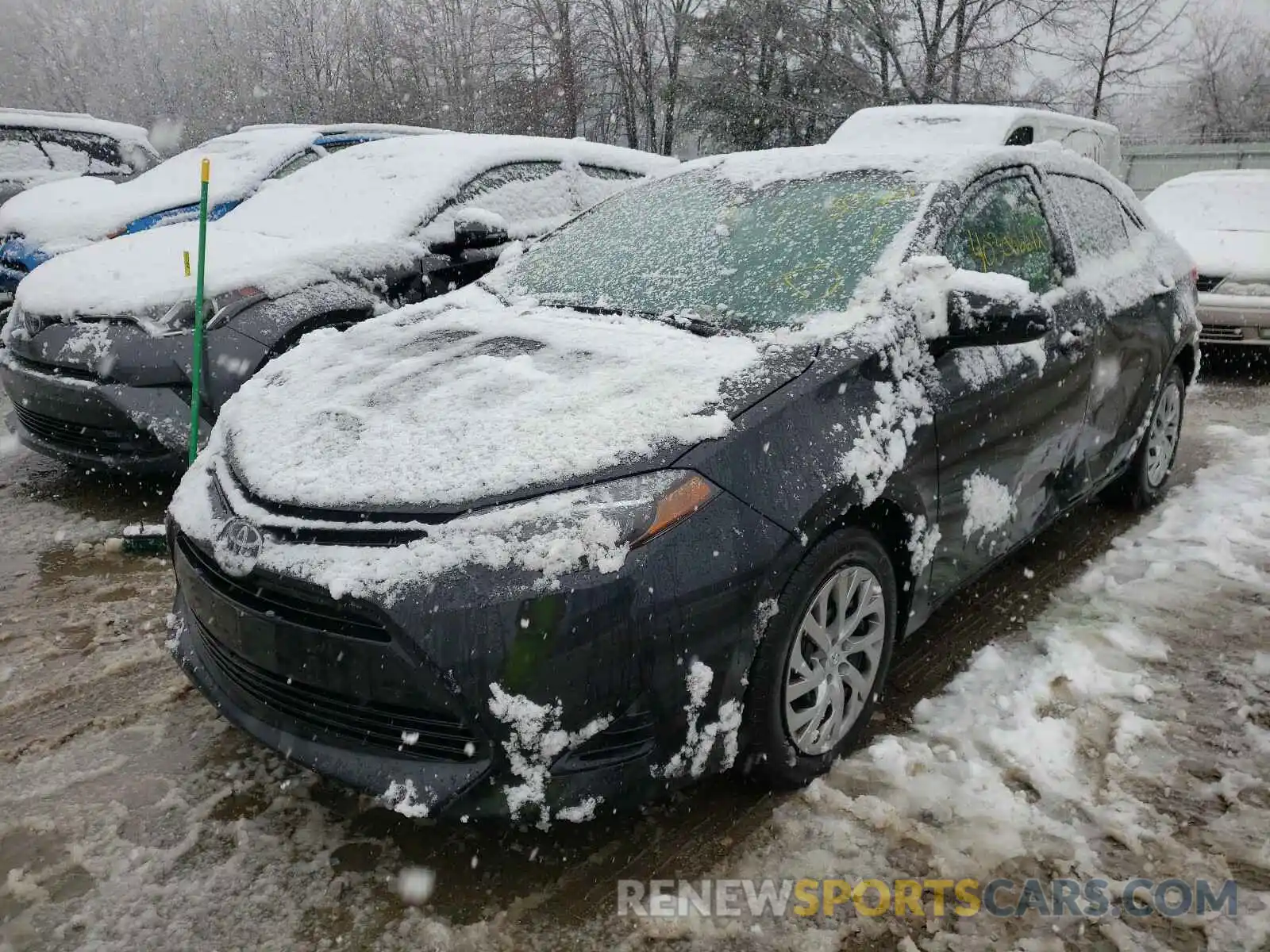 2 Photograph of a damaged car 2T1BURHE6KC238672 TOYOTA COROLLA 2019