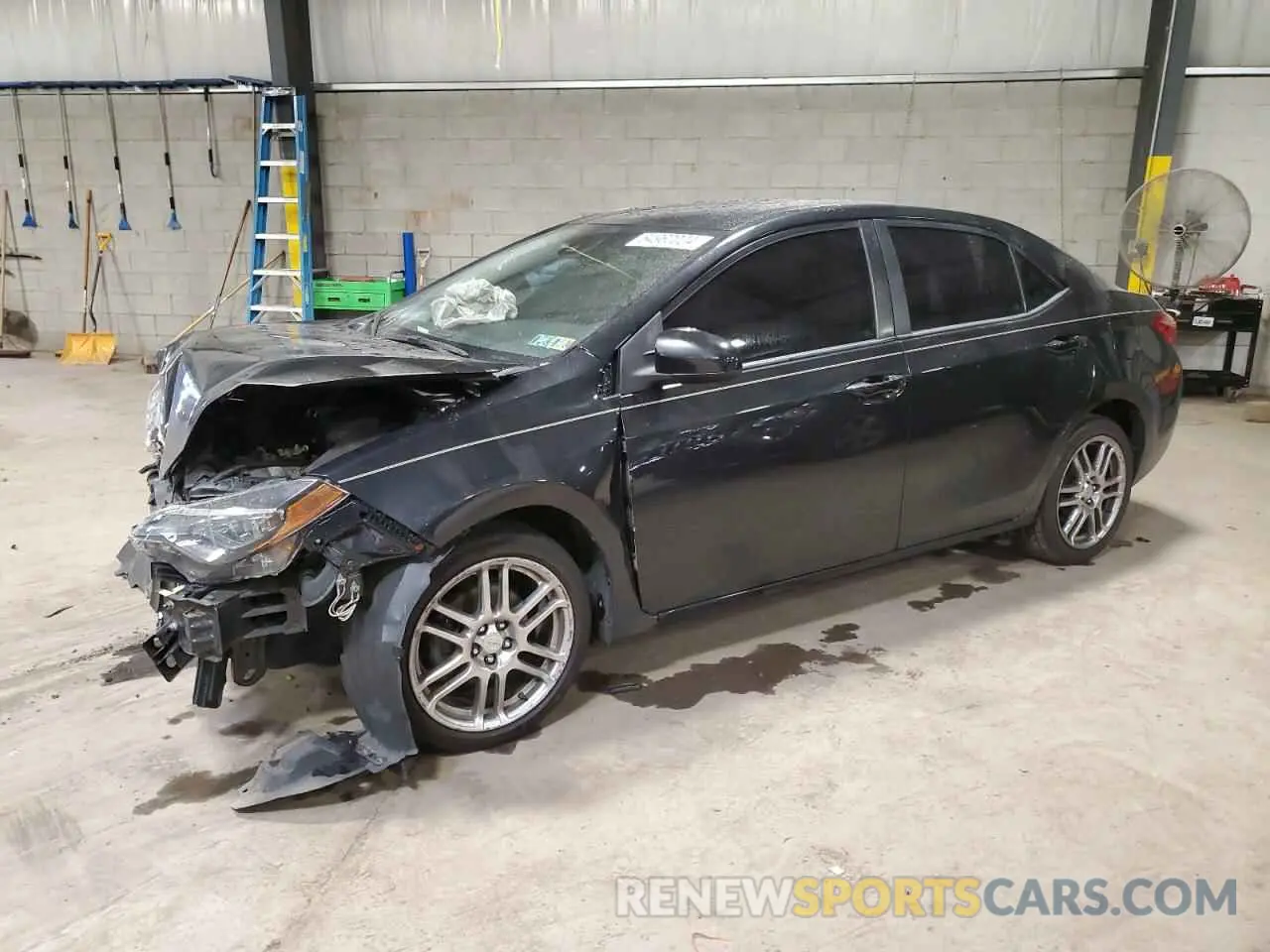 1 Photograph of a damaged car 2T1BURHE6KC239496 TOYOTA COROLLA 2019