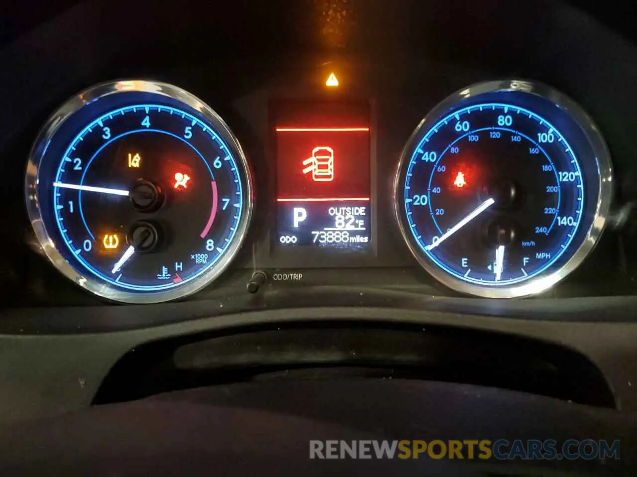 9 Photograph of a damaged car 2T1BURHE6KC239496 TOYOTA COROLLA 2019