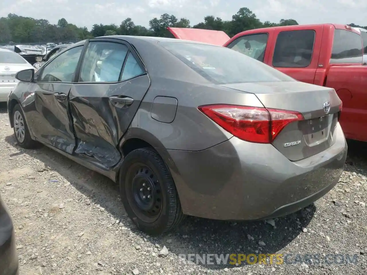 3 Photograph of a damaged car 2T1BURHE6KC240423 TOYOTA COROLLA 2019