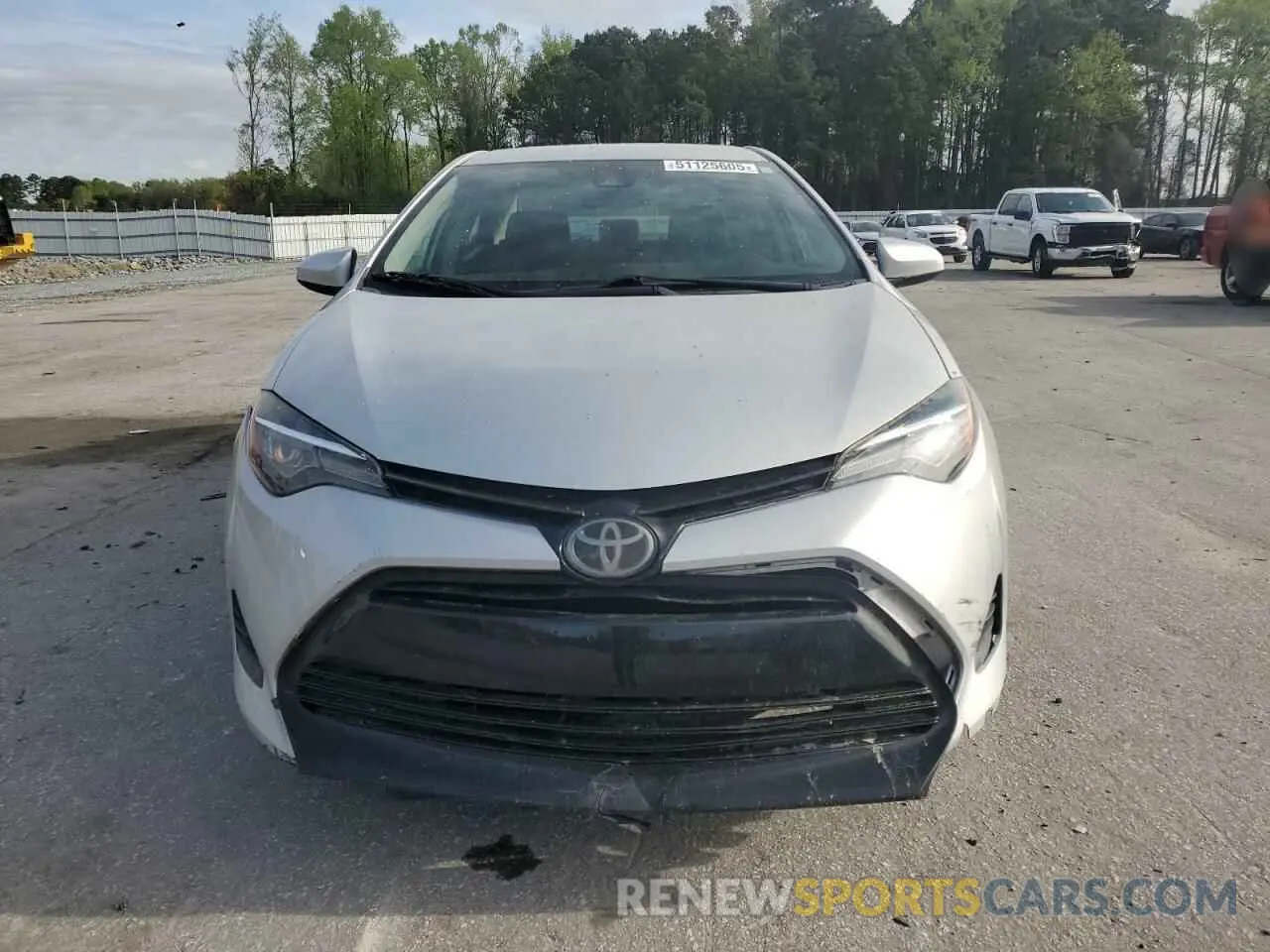5 Photograph of a damaged car 2T1BURHE6KC241376 TOYOTA COROLLA 2019