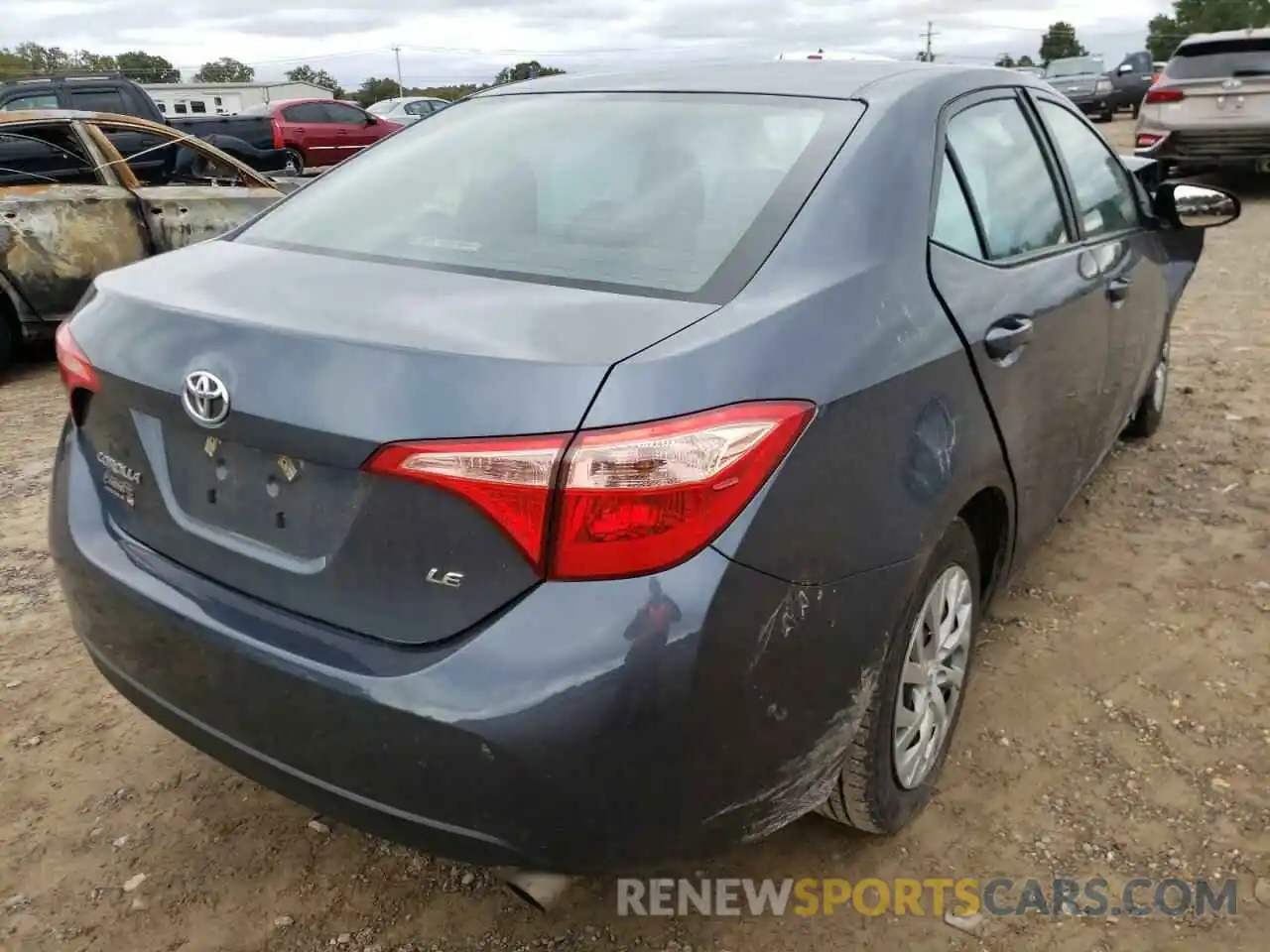 4 Photograph of a damaged car 2T1BURHE6KC242592 TOYOTA COROLLA 2019