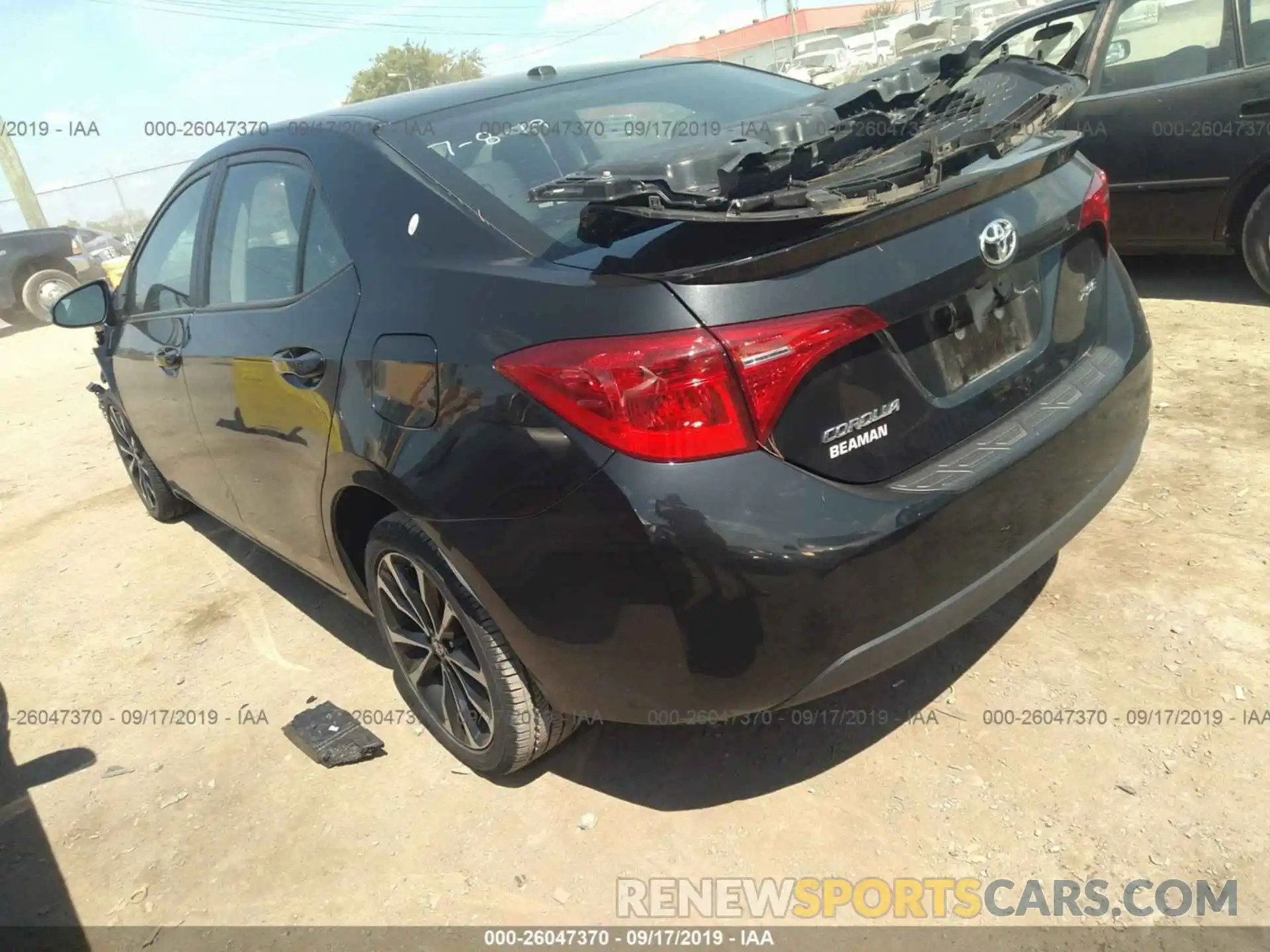 3 Photograph of a damaged car 2T1BURHE7KC125829 TOYOTA COROLLA 2019