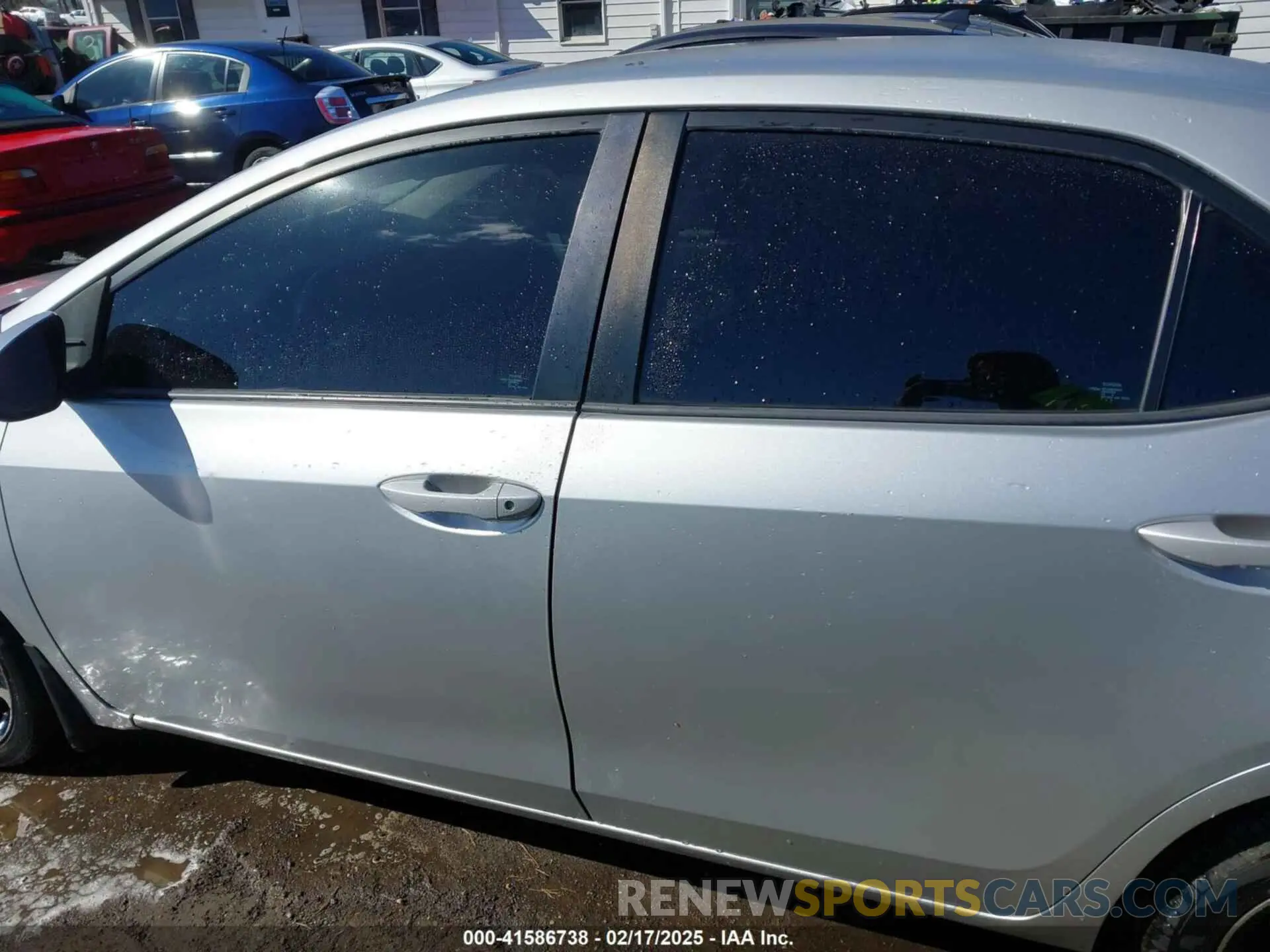 14 Photograph of a damaged car 2T1BURHE7KC127533 TOYOTA COROLLA 2019