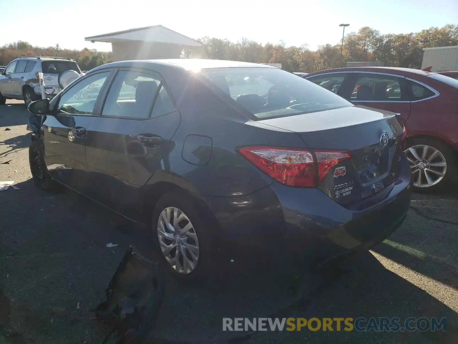 3 Photograph of a damaged car 2T1BURHE7KC127967 TOYOTA COROLLA 2019