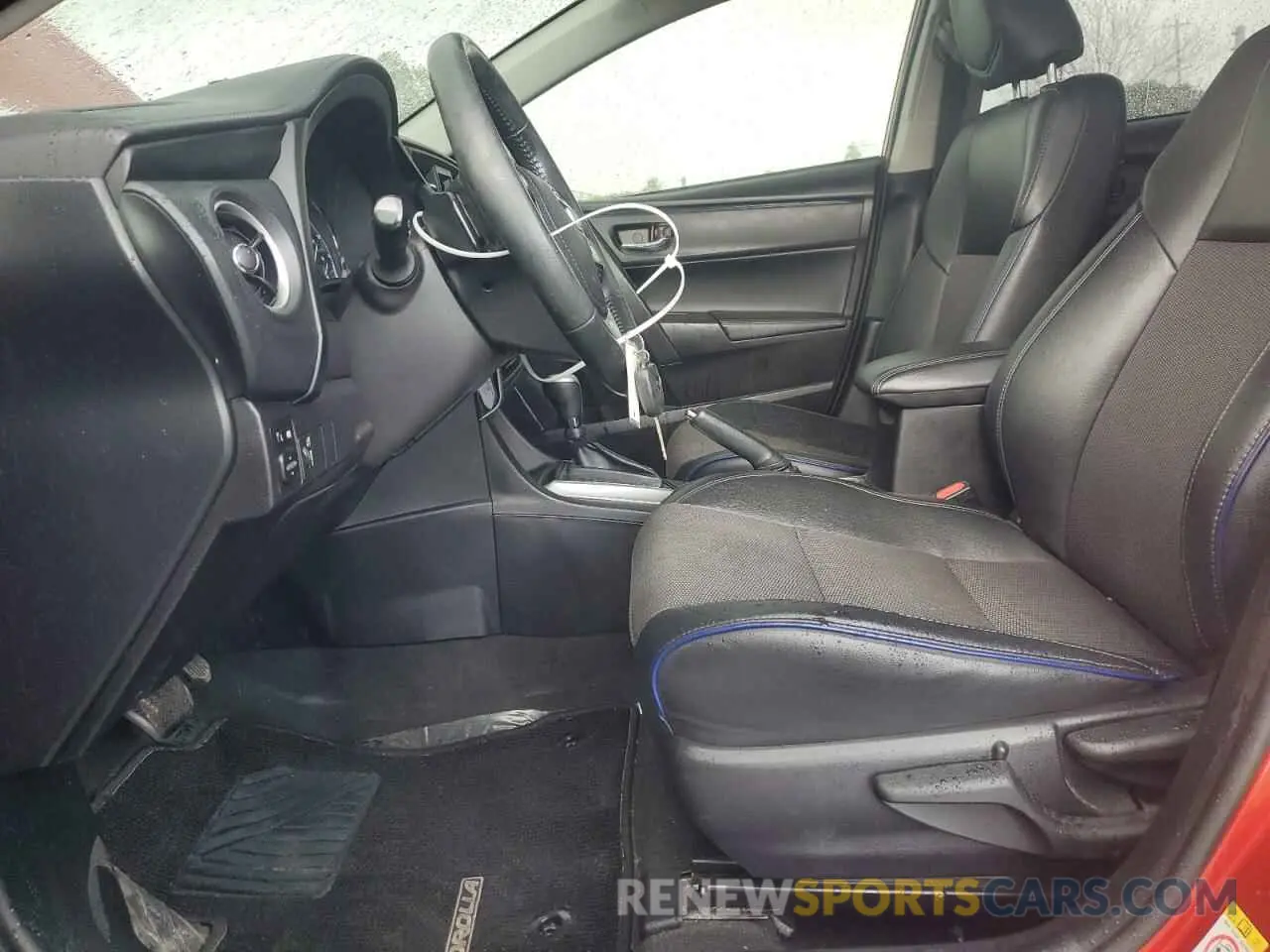 7 Photograph of a damaged car 2T1BURHE7KC134420 TOYOTA COROLLA 2019