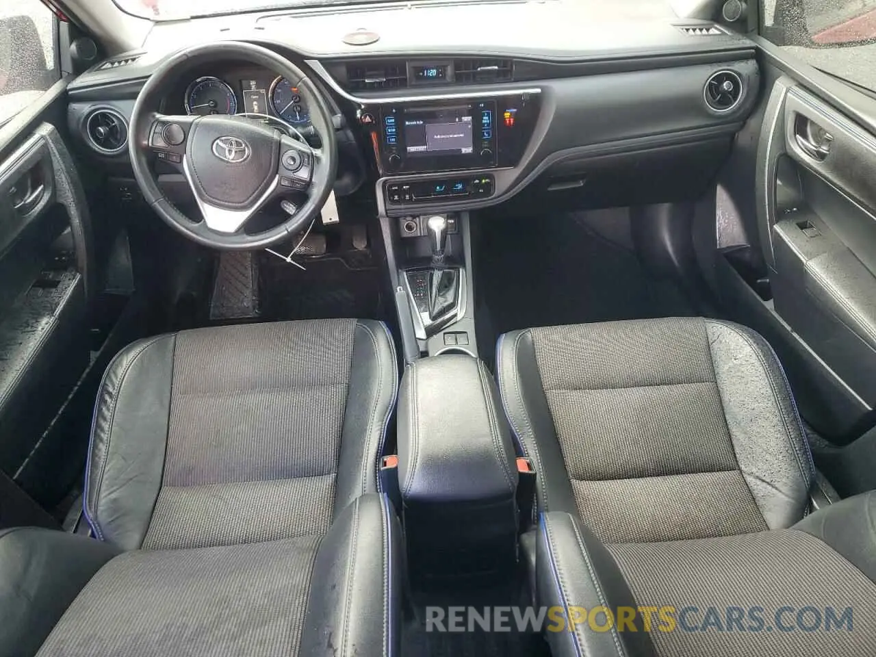 8 Photograph of a damaged car 2T1BURHE7KC134420 TOYOTA COROLLA 2019
