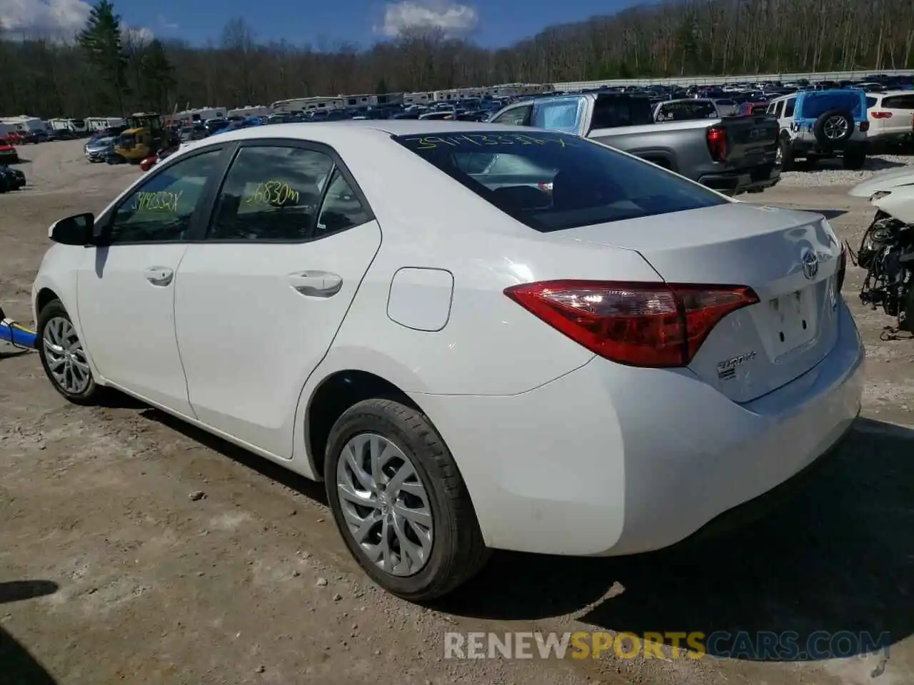 3 Photograph of a damaged car 2T1BURHE7KC142615 TOYOTA COROLLA 2019