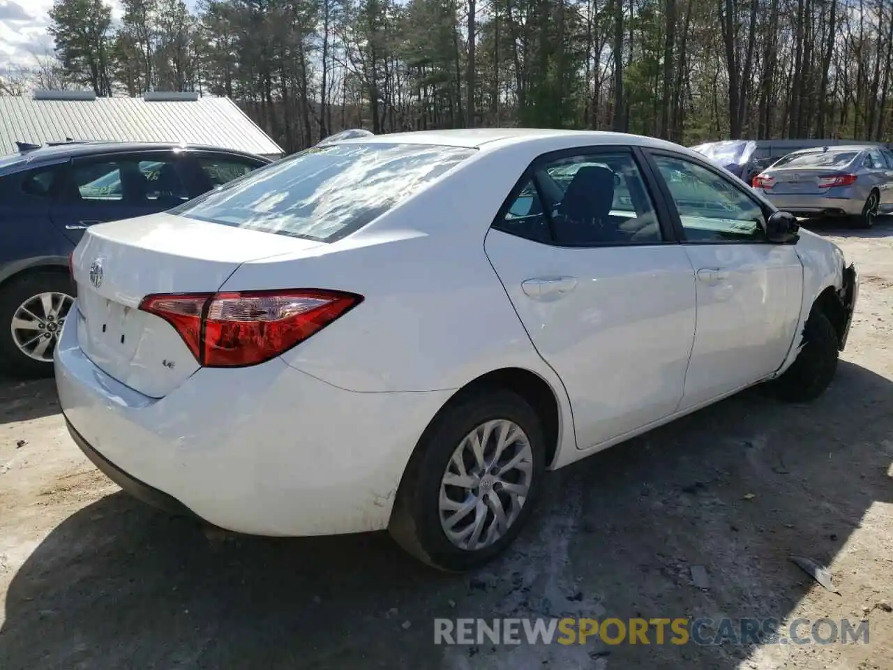 4 Photograph of a damaged car 2T1BURHE7KC142615 TOYOTA COROLLA 2019