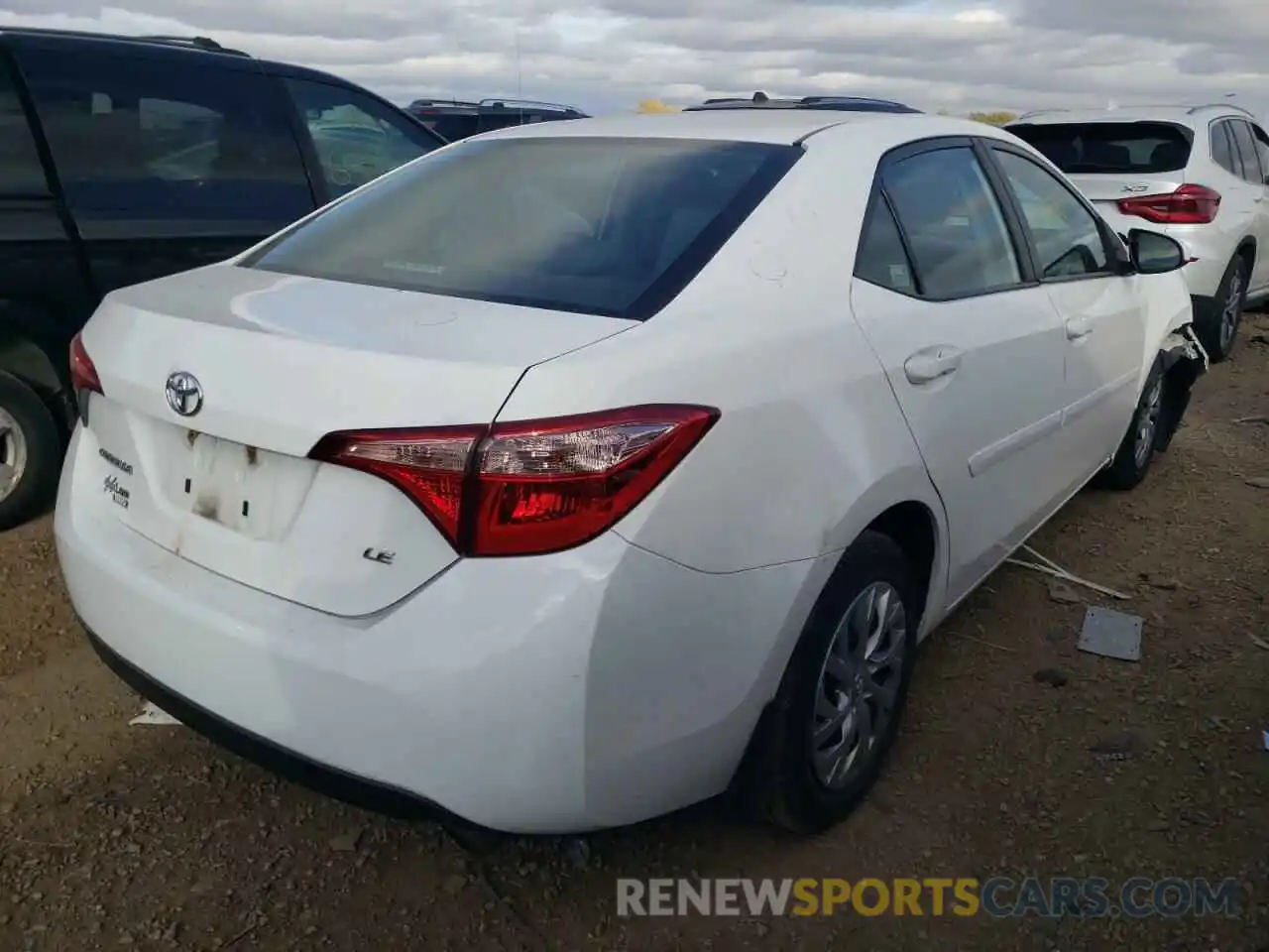 4 Photograph of a damaged car 2T1BURHE7KC143036 TOYOTA COROLLA 2019