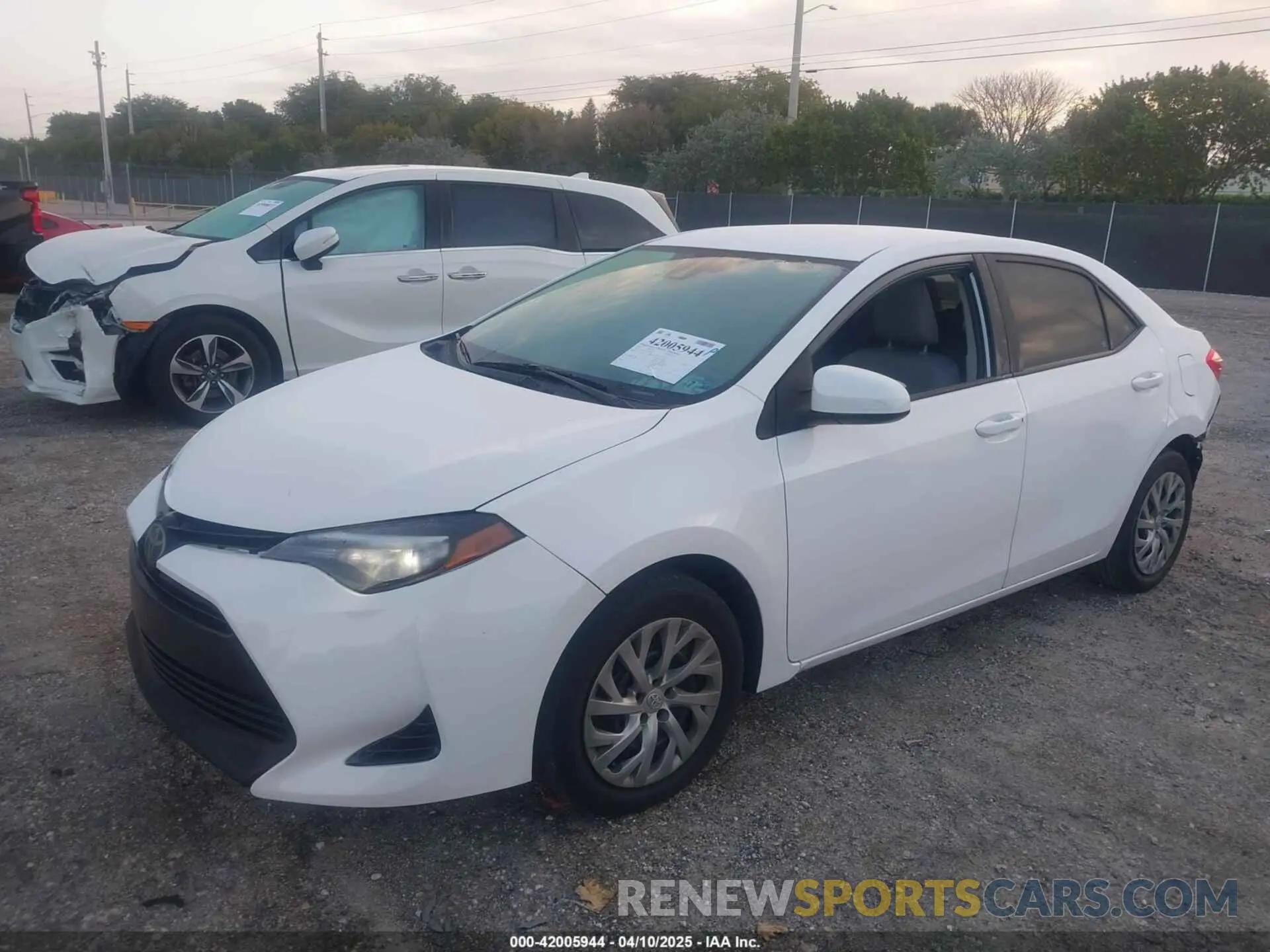 2 Photograph of a damaged car 2T1BURHE7KC147006 TOYOTA COROLLA 2019