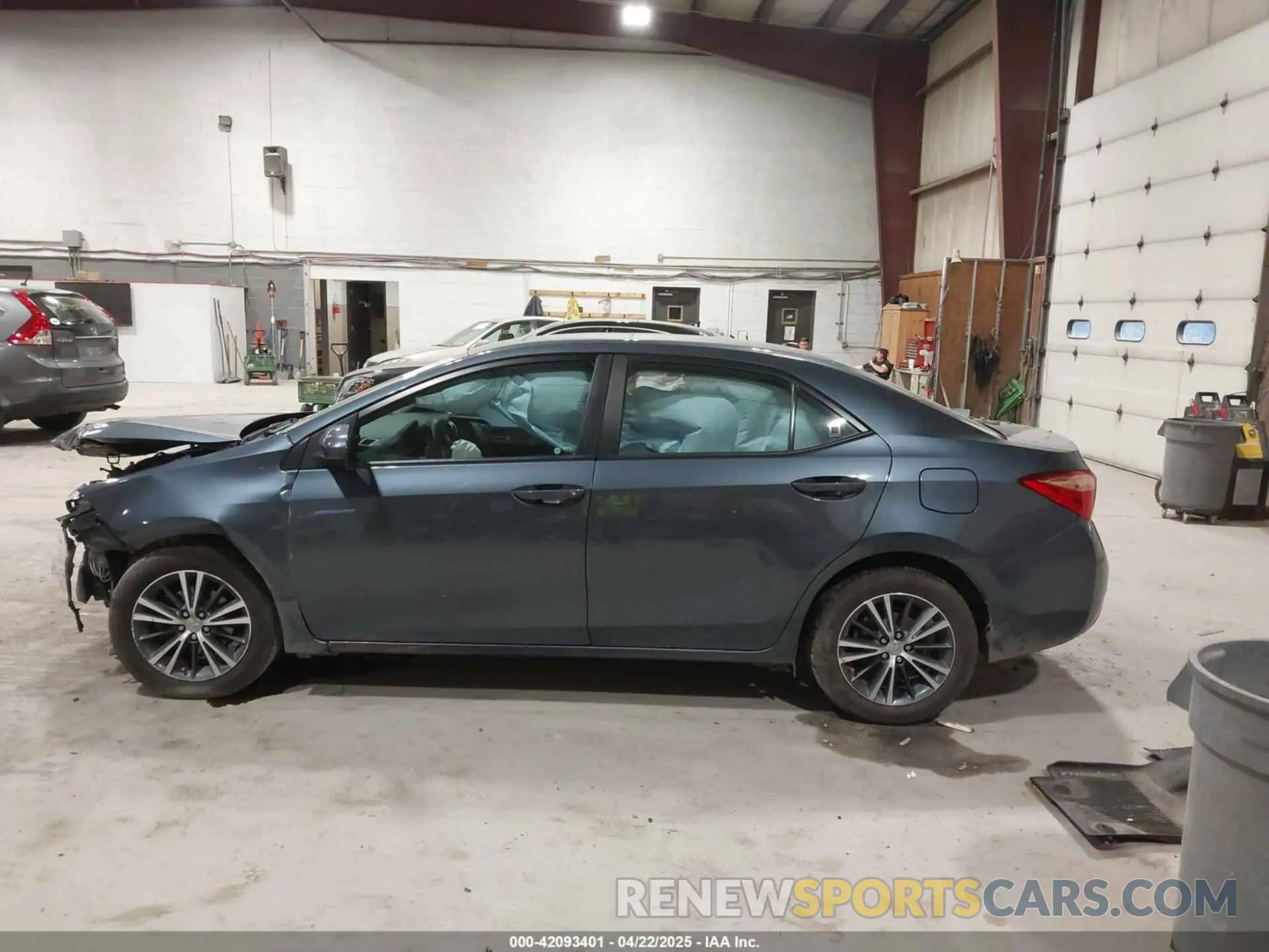 15 Photograph of a damaged car 2T1BURHE7KC147264 TOYOTA COROLLA 2019