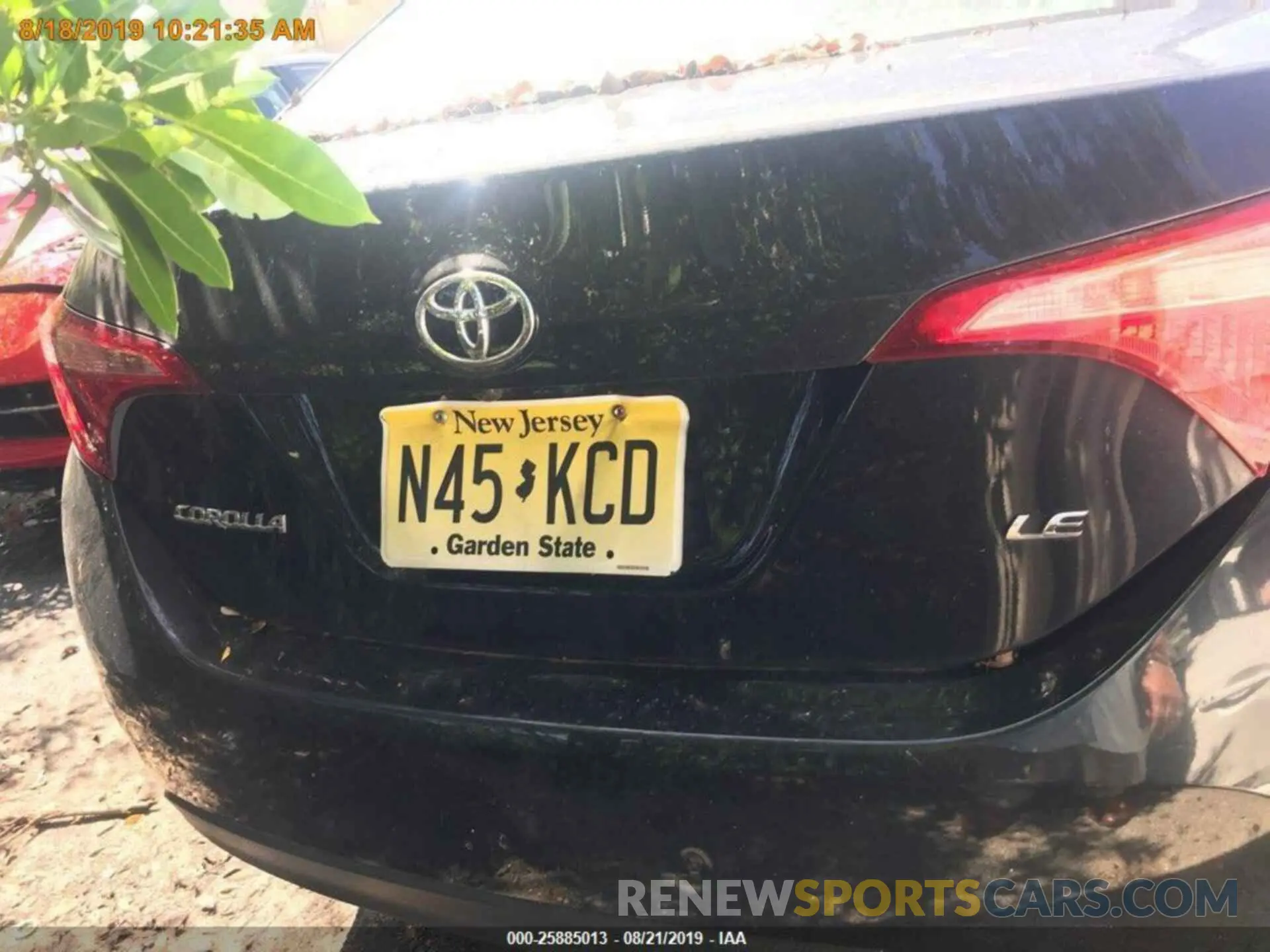 15 Photograph of a damaged car 2T1BURHE7KC148415 TOYOTA COROLLA 2019