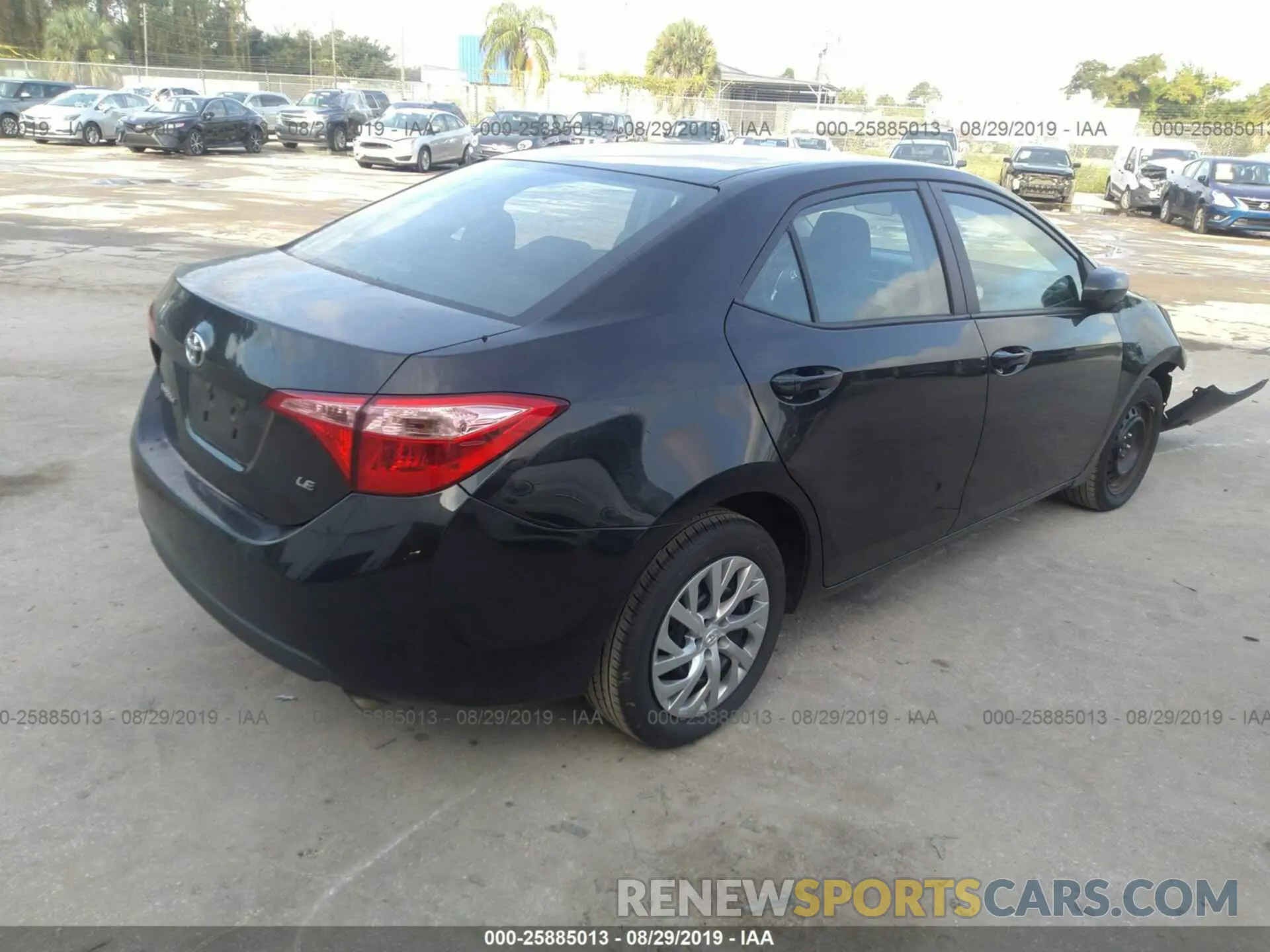 4 Photograph of a damaged car 2T1BURHE7KC148415 TOYOTA COROLLA 2019