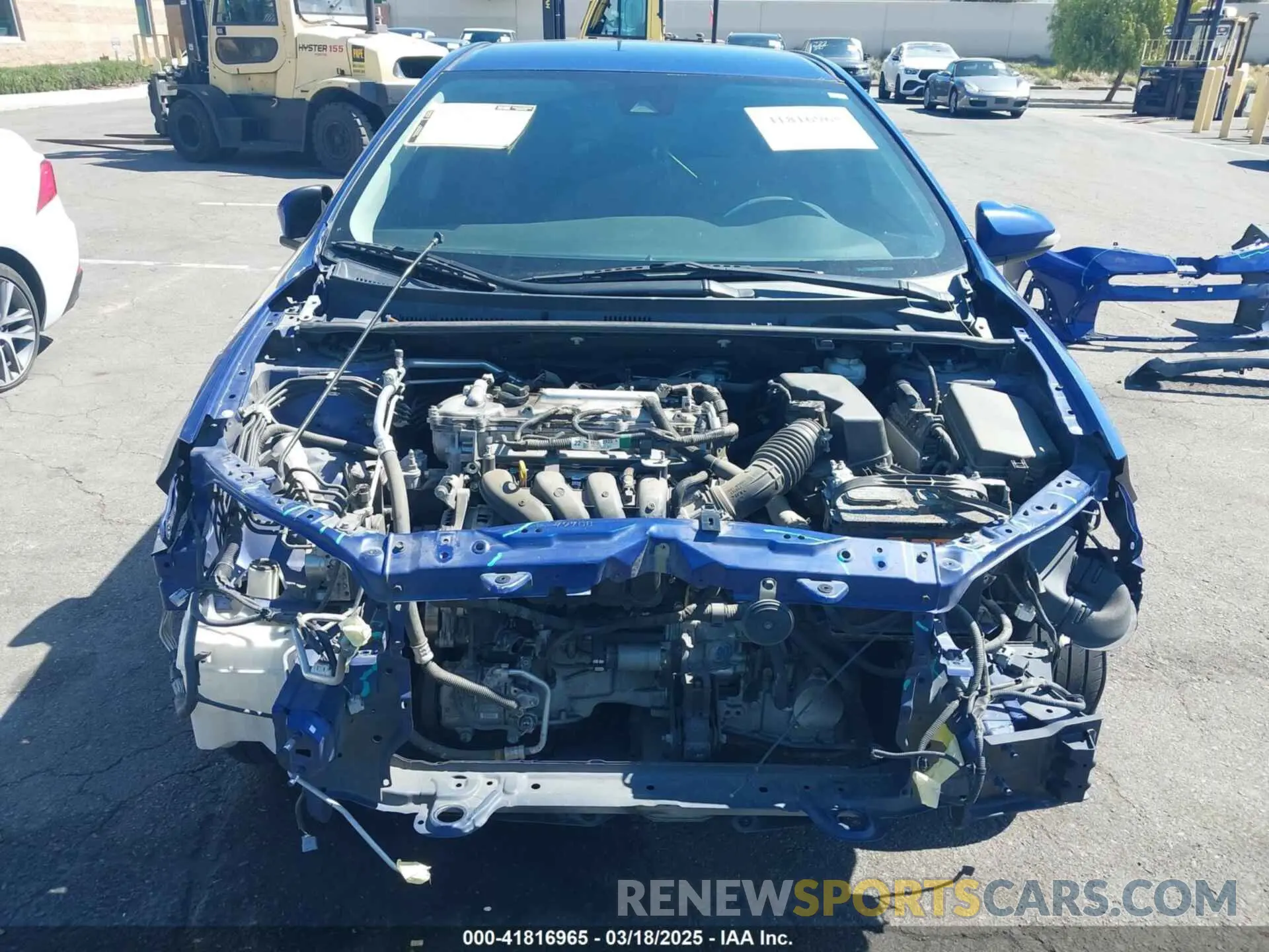 13 Photograph of a damaged car 2T1BURHE7KC151525 TOYOTA COROLLA 2019