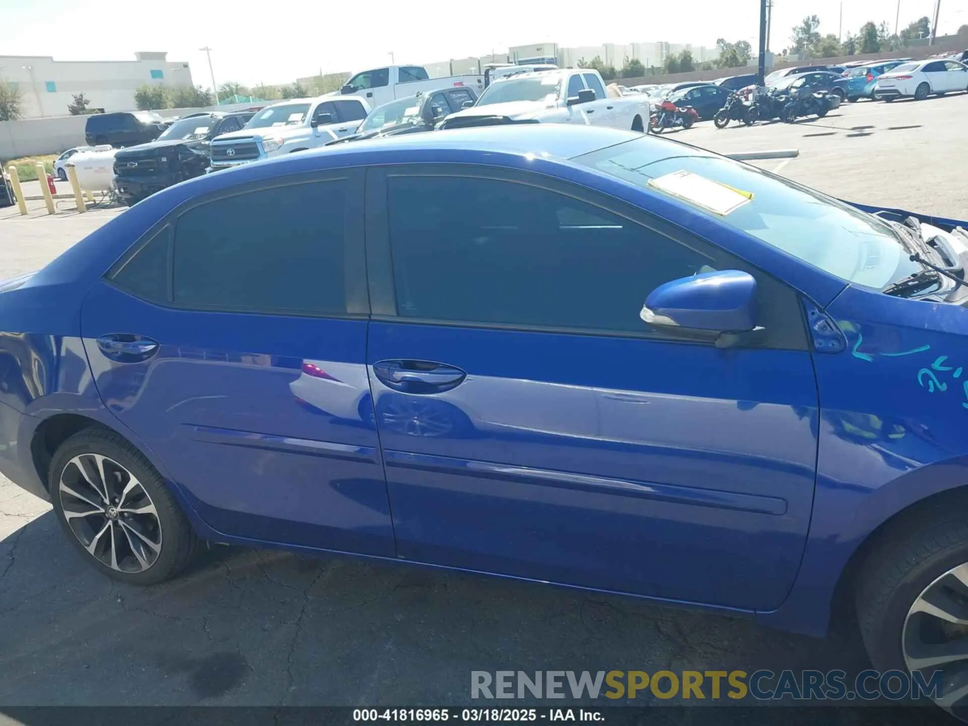 14 Photograph of a damaged car 2T1BURHE7KC151525 TOYOTA COROLLA 2019