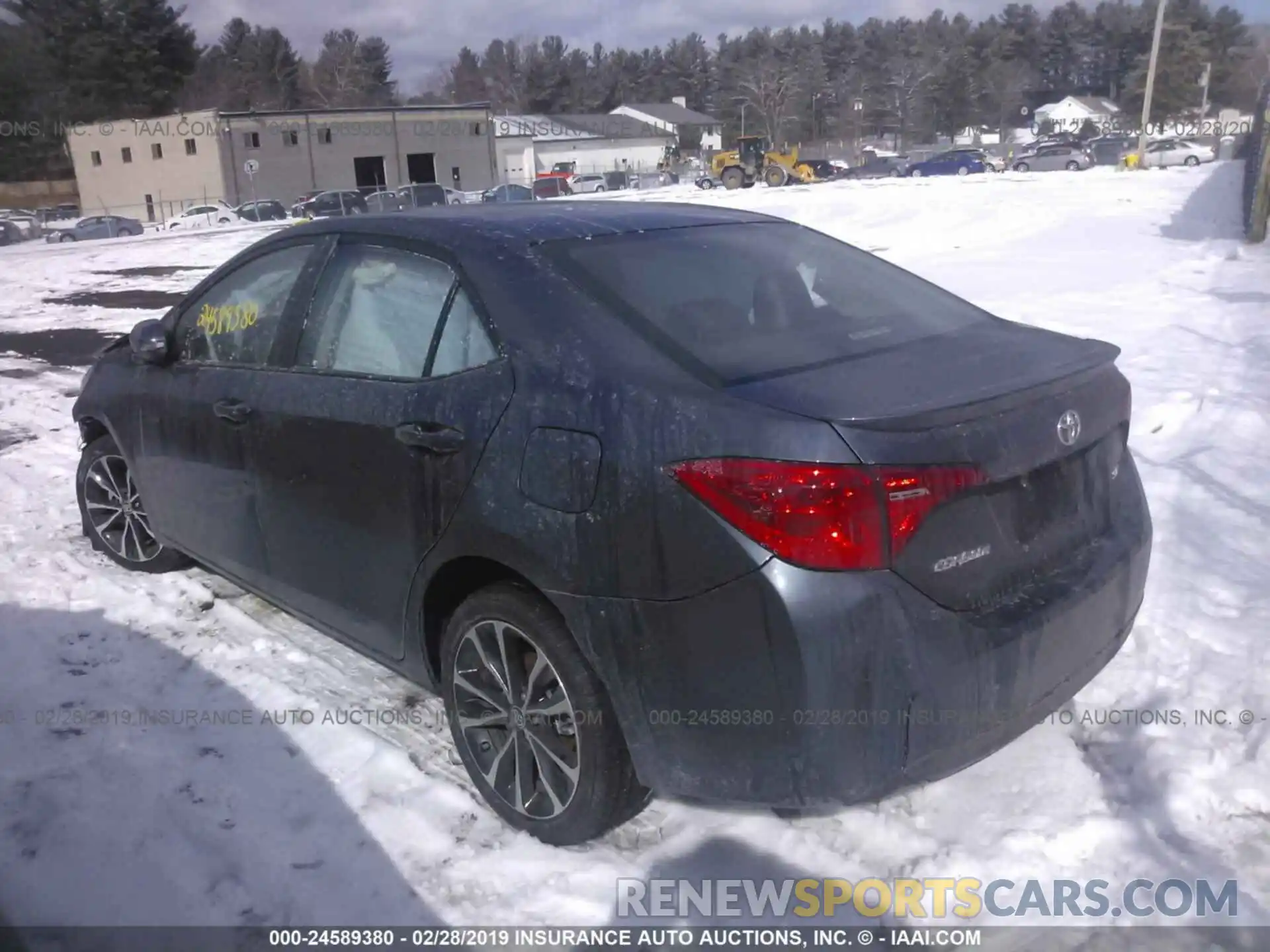 3 Photograph of a damaged car 2T1BURHE7KC158202 TOYOTA COROLLA 2019