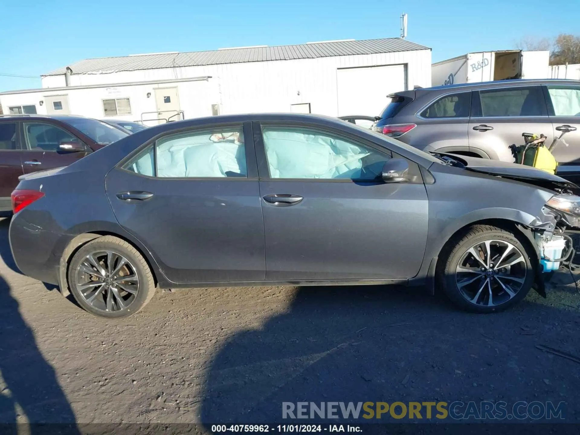 13 Photograph of a damaged car 2T1BURHE7KC158927 TOYOTA COROLLA 2019