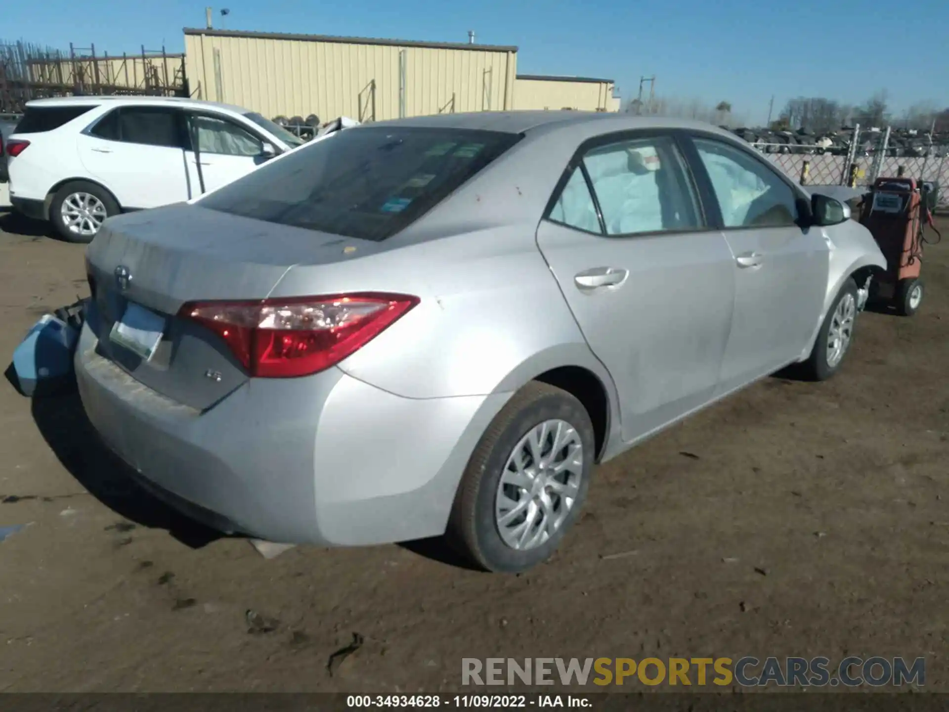 4 Photograph of a damaged car 2T1BURHE7KC177395 TOYOTA COROLLA 2019