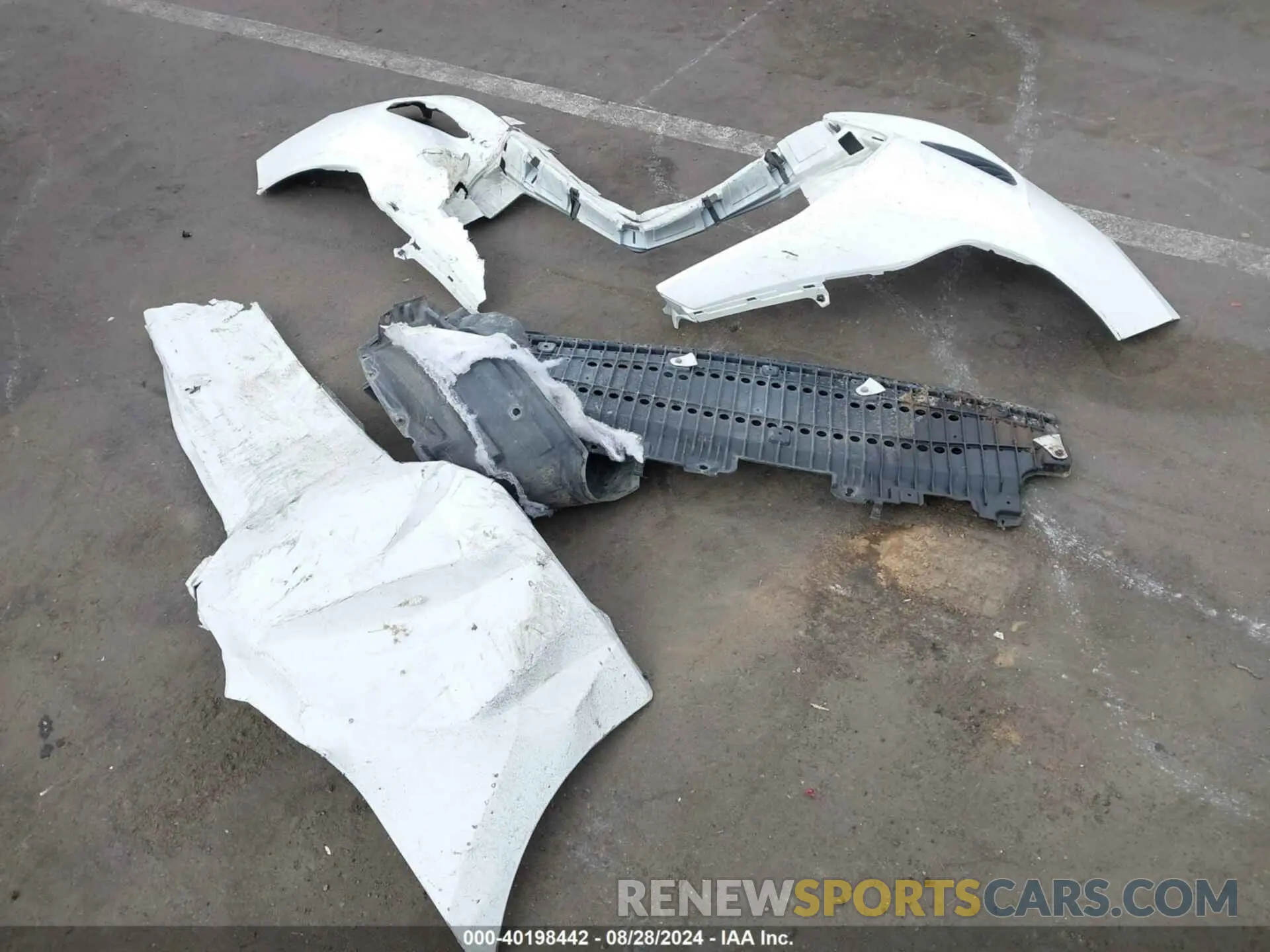11 Photograph of a damaged car 2T1BURHE7KC180085 TOYOTA COROLLA 2019