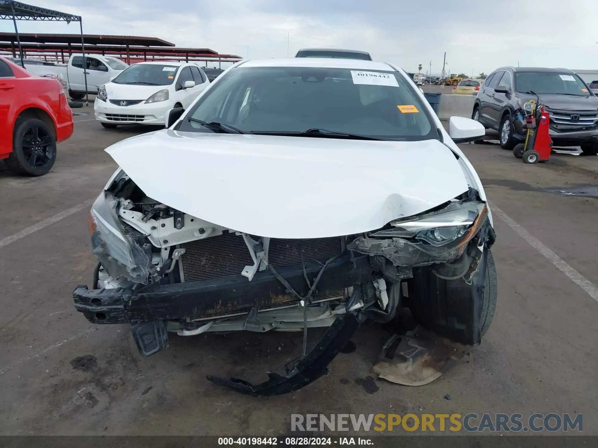 12 Photograph of a damaged car 2T1BURHE7KC180085 TOYOTA COROLLA 2019