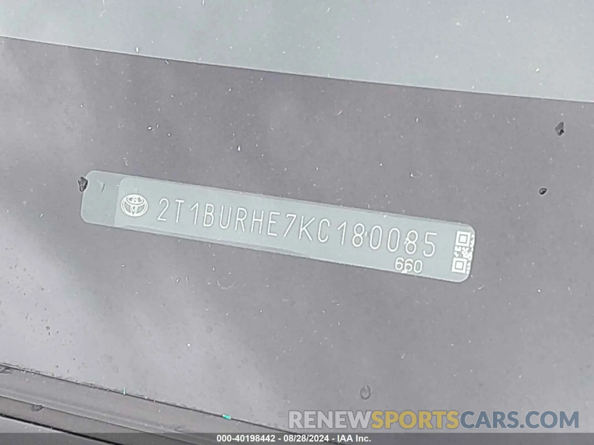 9 Photograph of a damaged car 2T1BURHE7KC180085 TOYOTA COROLLA 2019