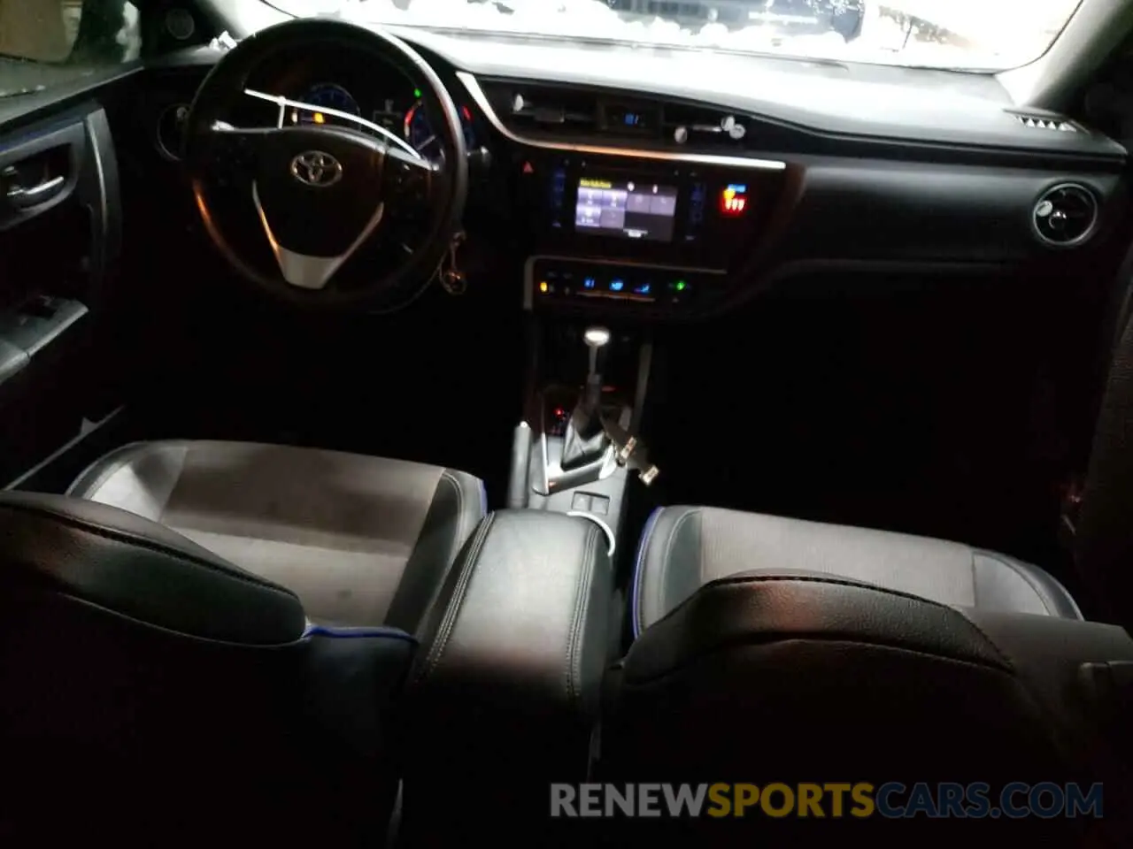 8 Photograph of a damaged car 2T1BURHE7KC181186 TOYOTA COROLLA 2019