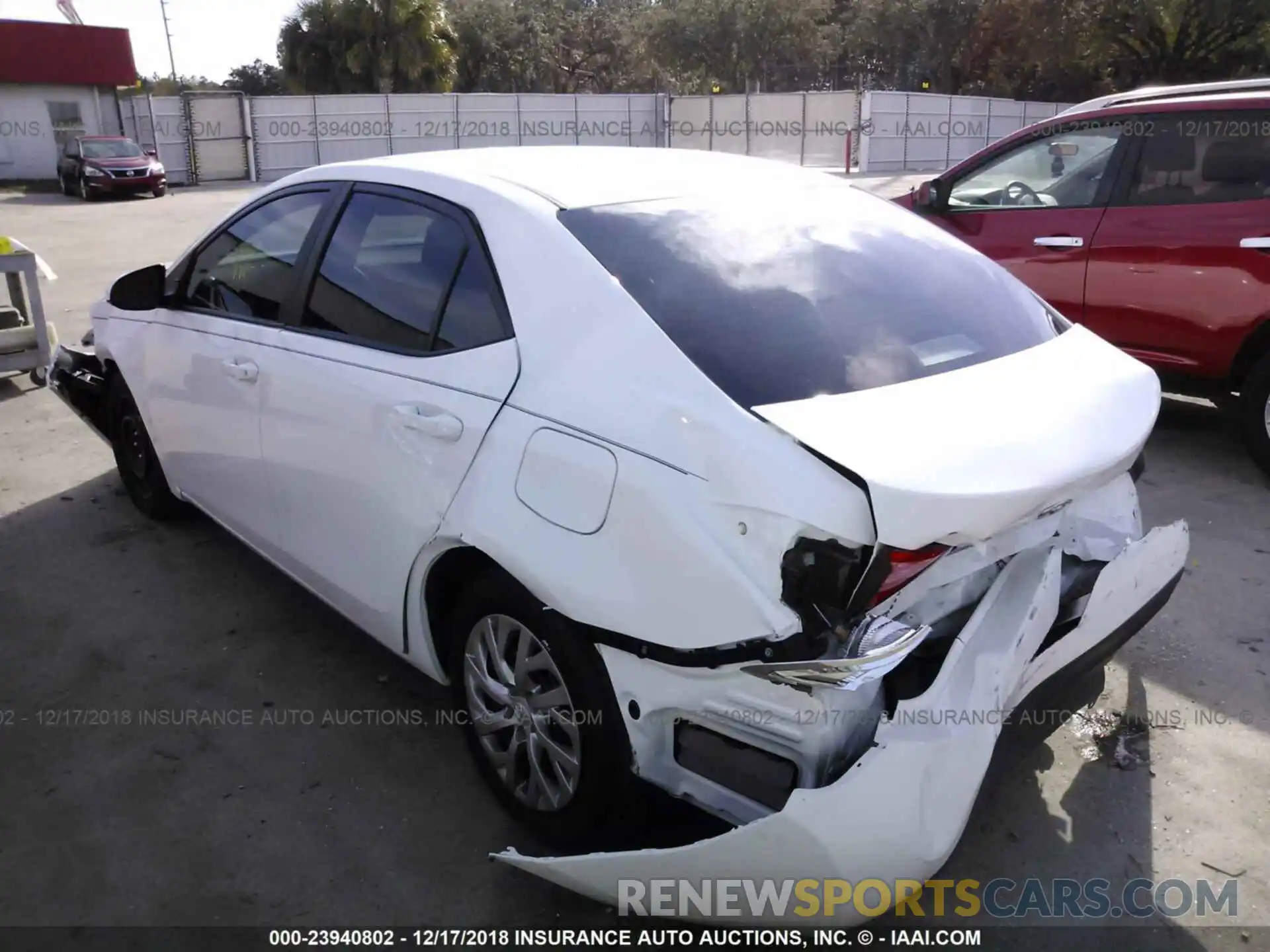 3 Photograph of a damaged car 2T1BURHE7KC181446 TOYOTA COROLLA 2019