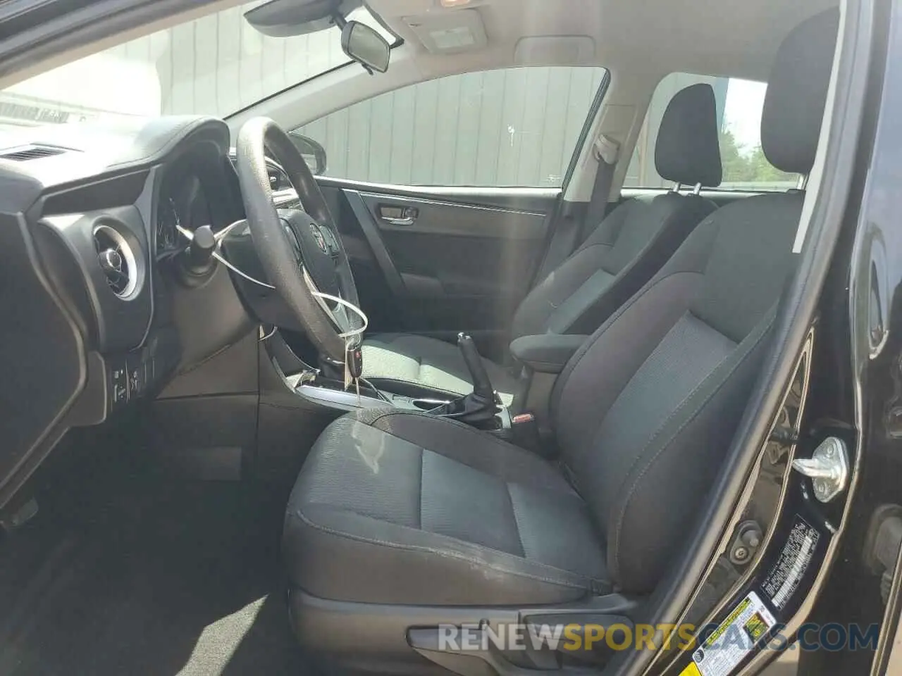 7 Photograph of a damaged car 2T1BURHE7KC184329 TOYOTA COROLLA 2019